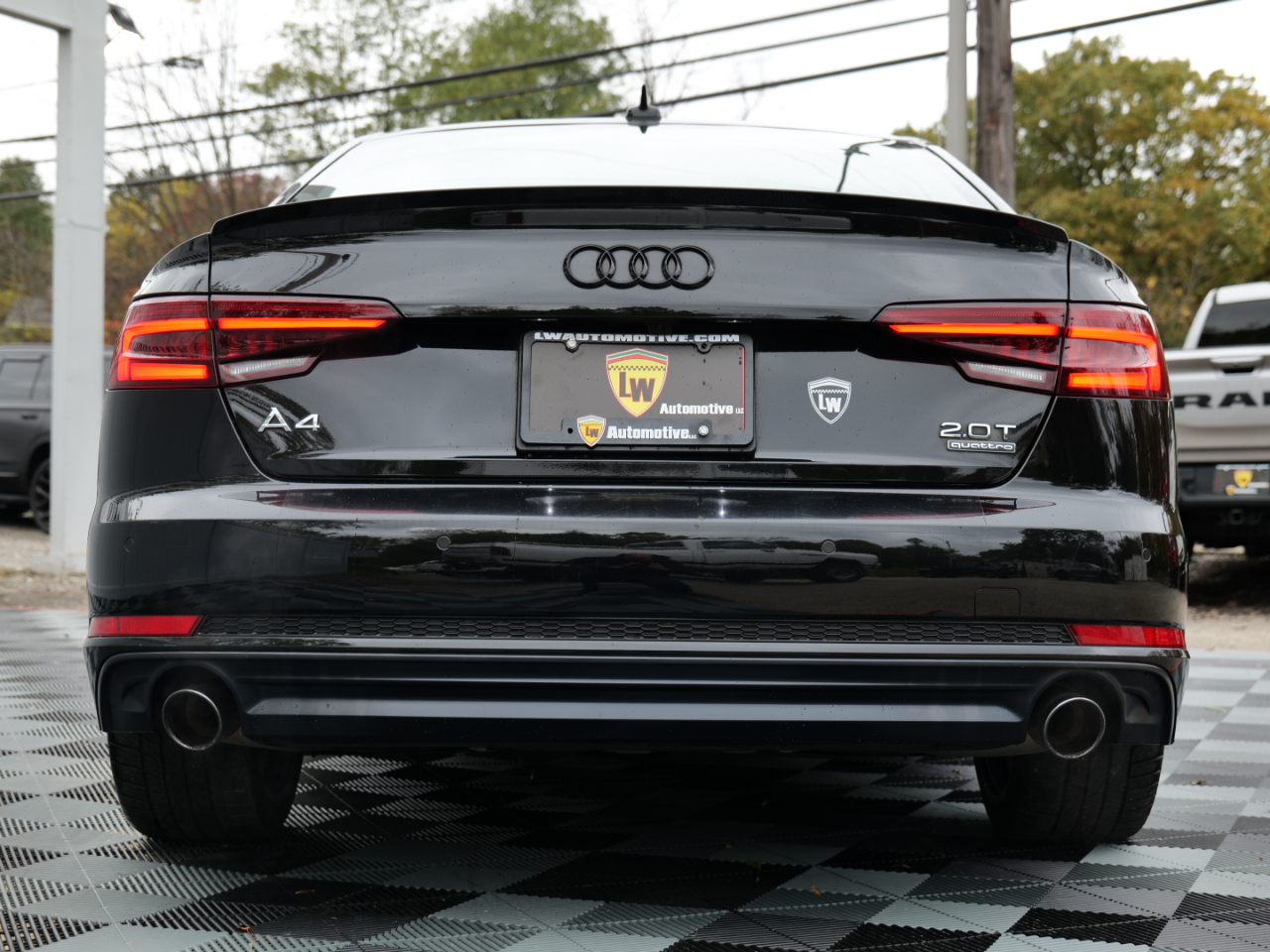 Audi A4 2.0 TFSI Auto Premium Plus quattro AWD 2018 Audi A4 2.0 TFSI Auto Premium Plus quattro AWD 2018