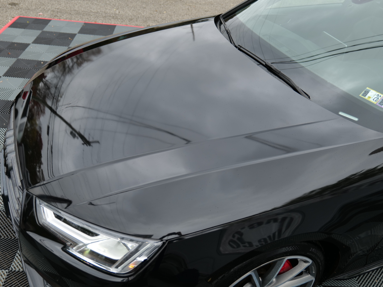 Audi A4 2.0 TFSI Auto Premium Plus quattro AWD 2018 Audi A4 2.0 TFSI Auto Premium Plus quattro AWD 2018