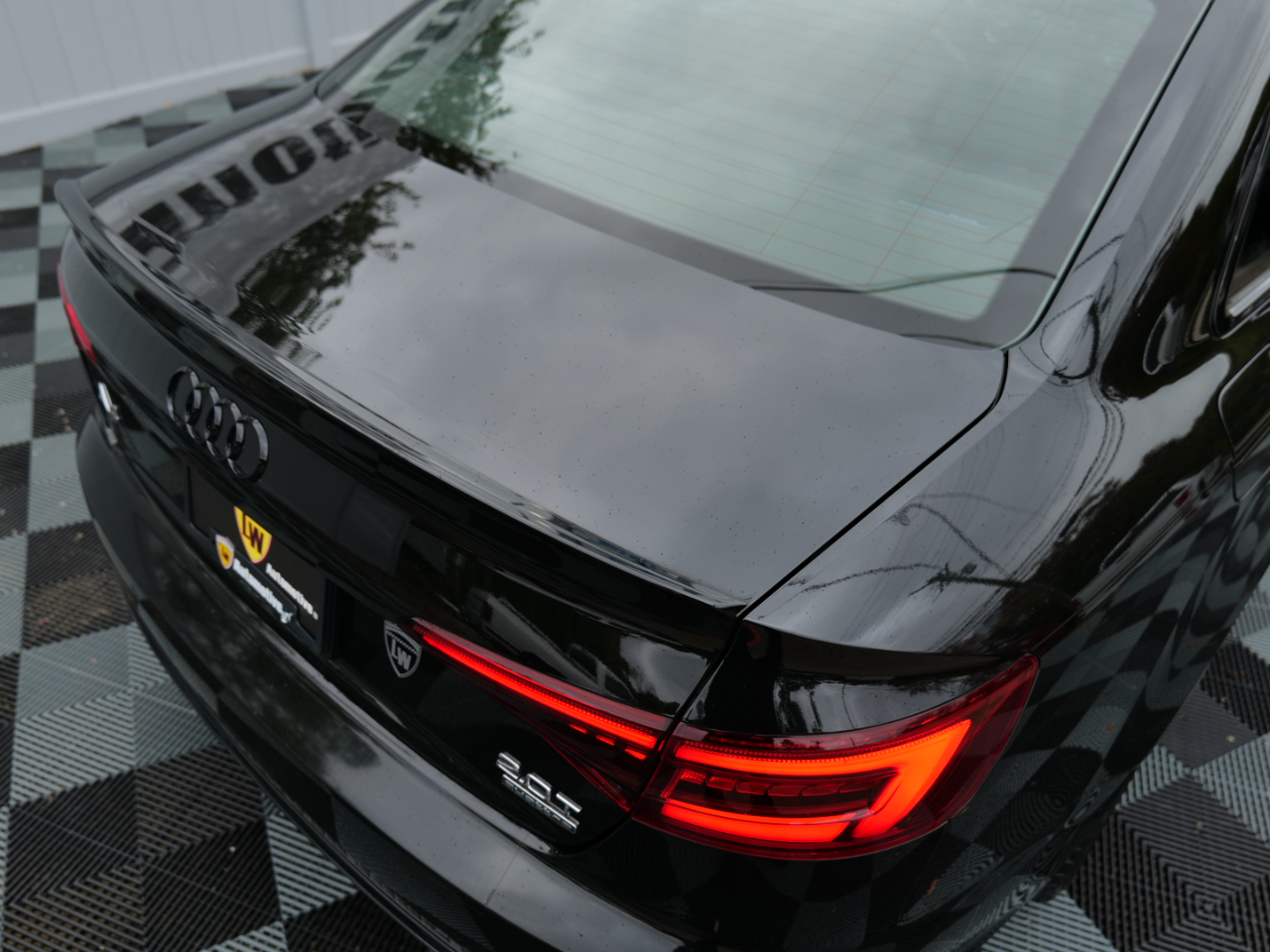 Audi A4 2.0 TFSI Auto Premium Plus quattro AWD 2018 Audi A4 2.0 TFSI Auto Premium Plus quattro AWD 2018