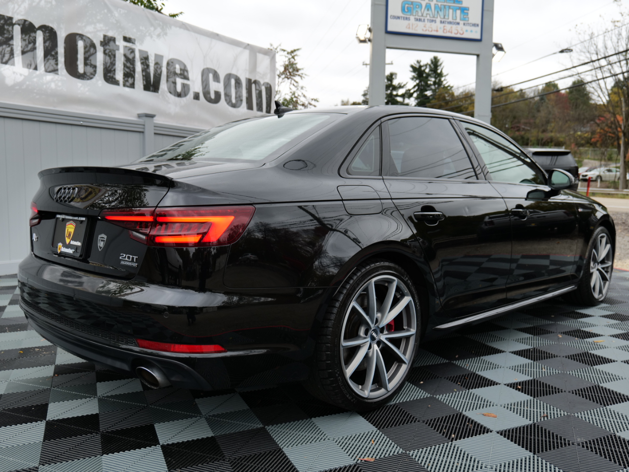 Audi A4 2.0 TFSI Auto Premium Plus quattro AWD 2018 Audi A4 2.0 TFSI Auto Premium Plus quattro AWD 2018