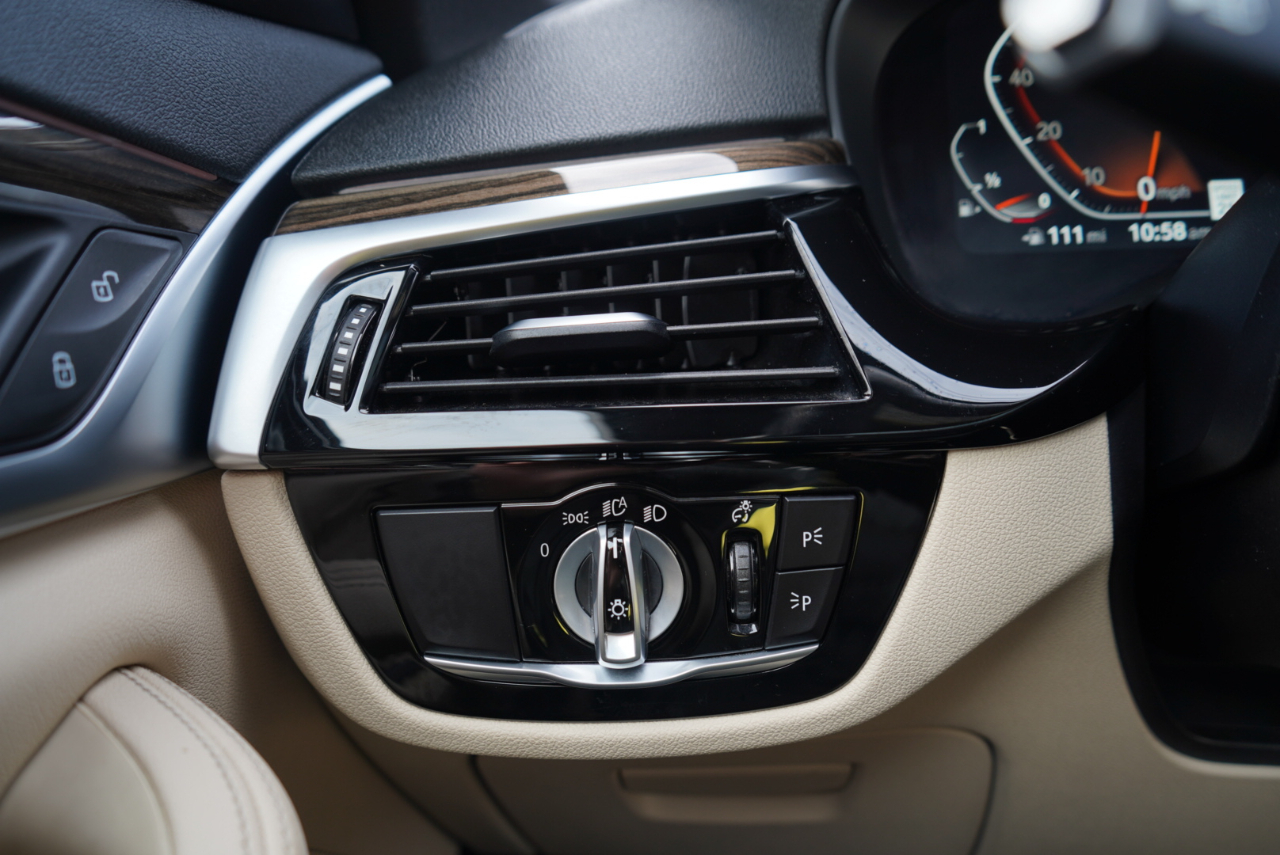 BMW 5 Series 530i xDrive Sedan 2022