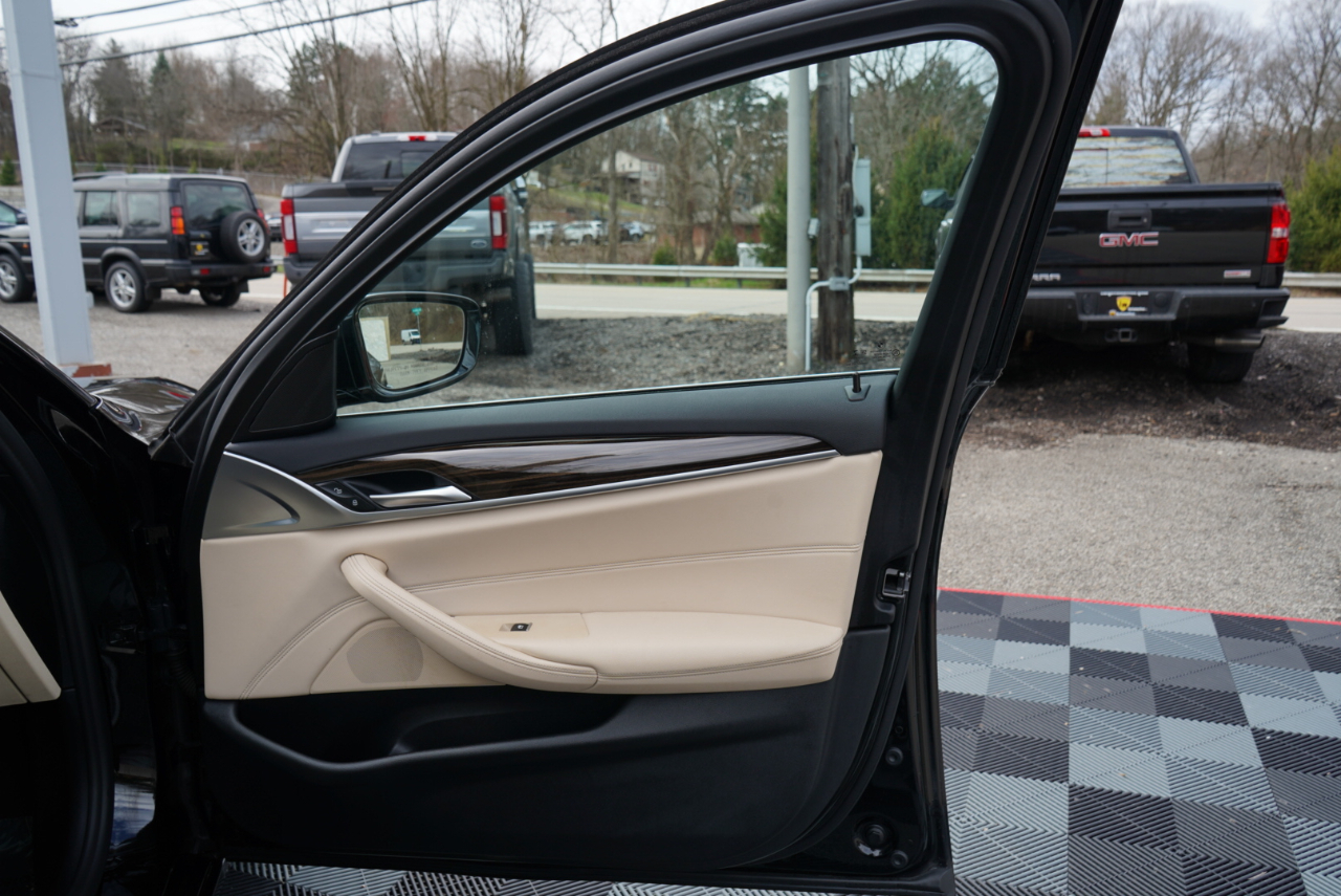 BMW 5 Series 530i xDrive Sedan 2022