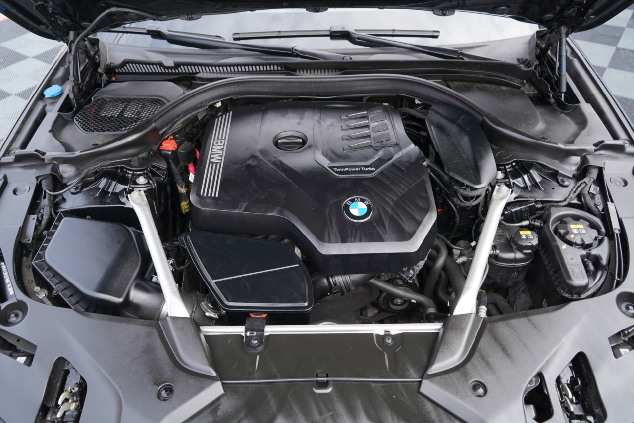 BMW 5 Series 530i xDrive Sedan 2022