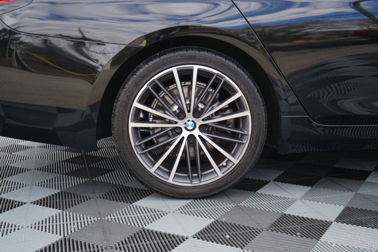 BMW 5 Series 530i xDrive Sedan 2022