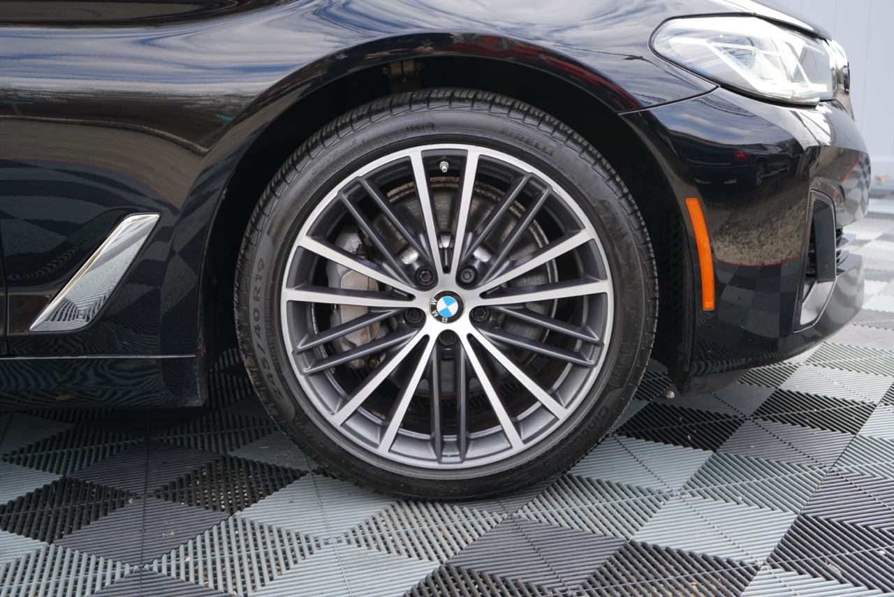 BMW 5 Series 530i xDrive Sedan 2022