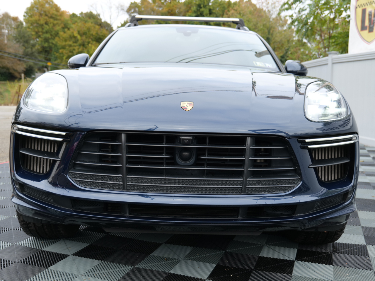 Porsche Macan Turbo AWD 2020 Porsche Macan Turbo AWD 2020