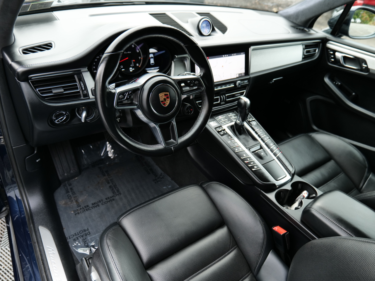 Porsche Macan Turbo AWD 2020 Porsche Macan Turbo AWD 2020