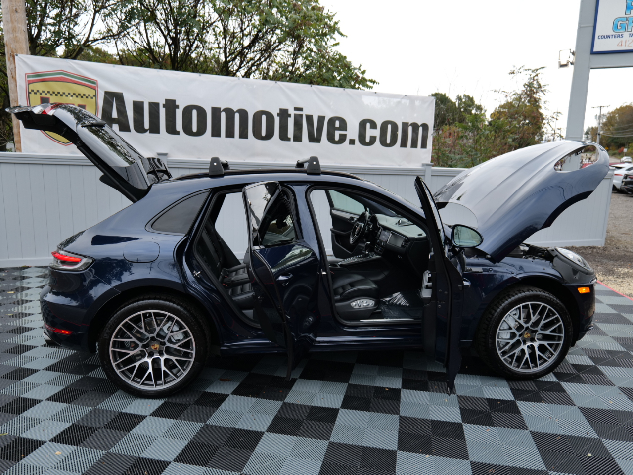 Porsche Macan Turbo AWD 2020 Porsche Macan Turbo AWD 2020
