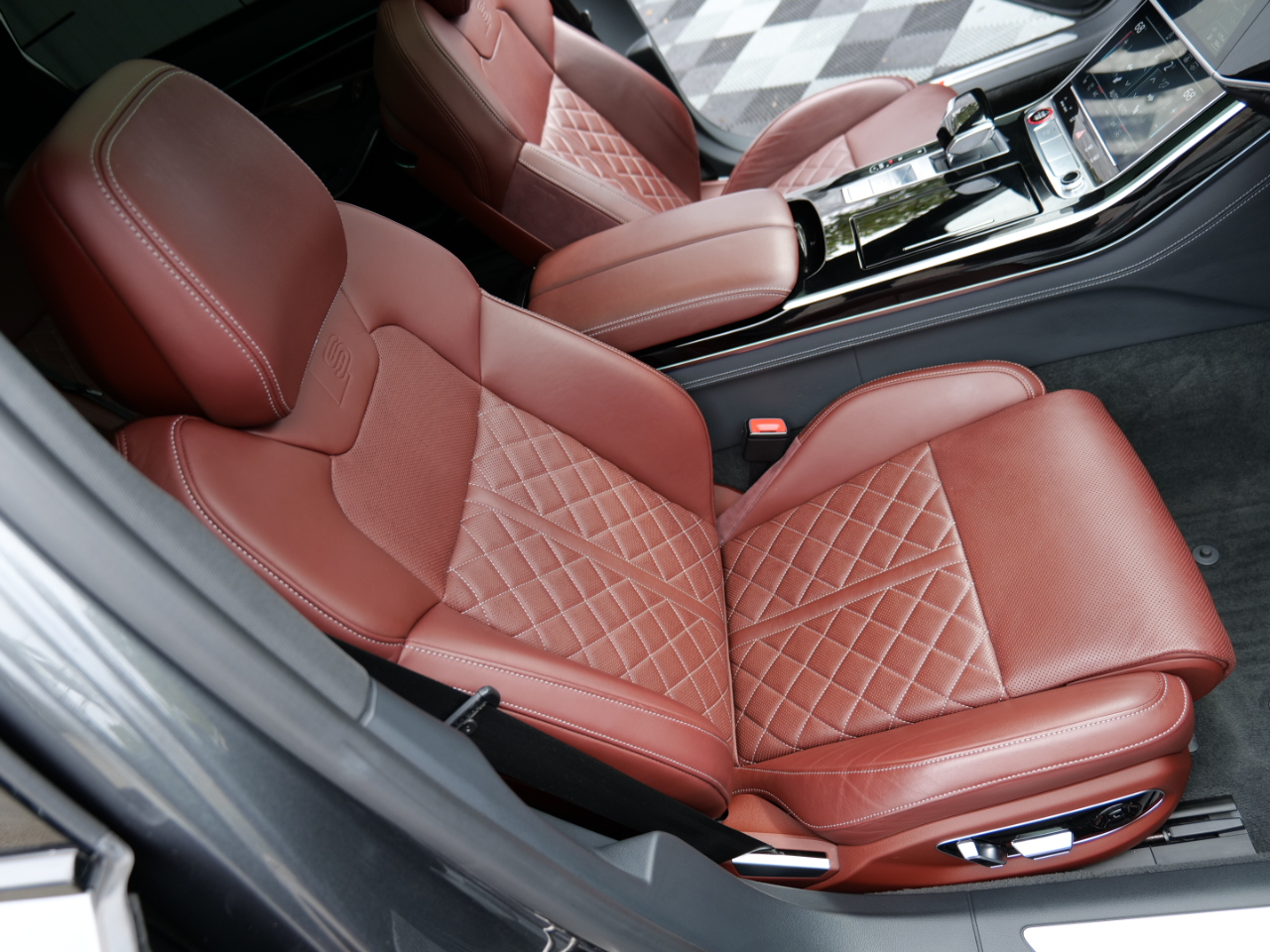 Audi S8 4.0 TFSI 2022 Audi S8 4.0 TFSI 2022