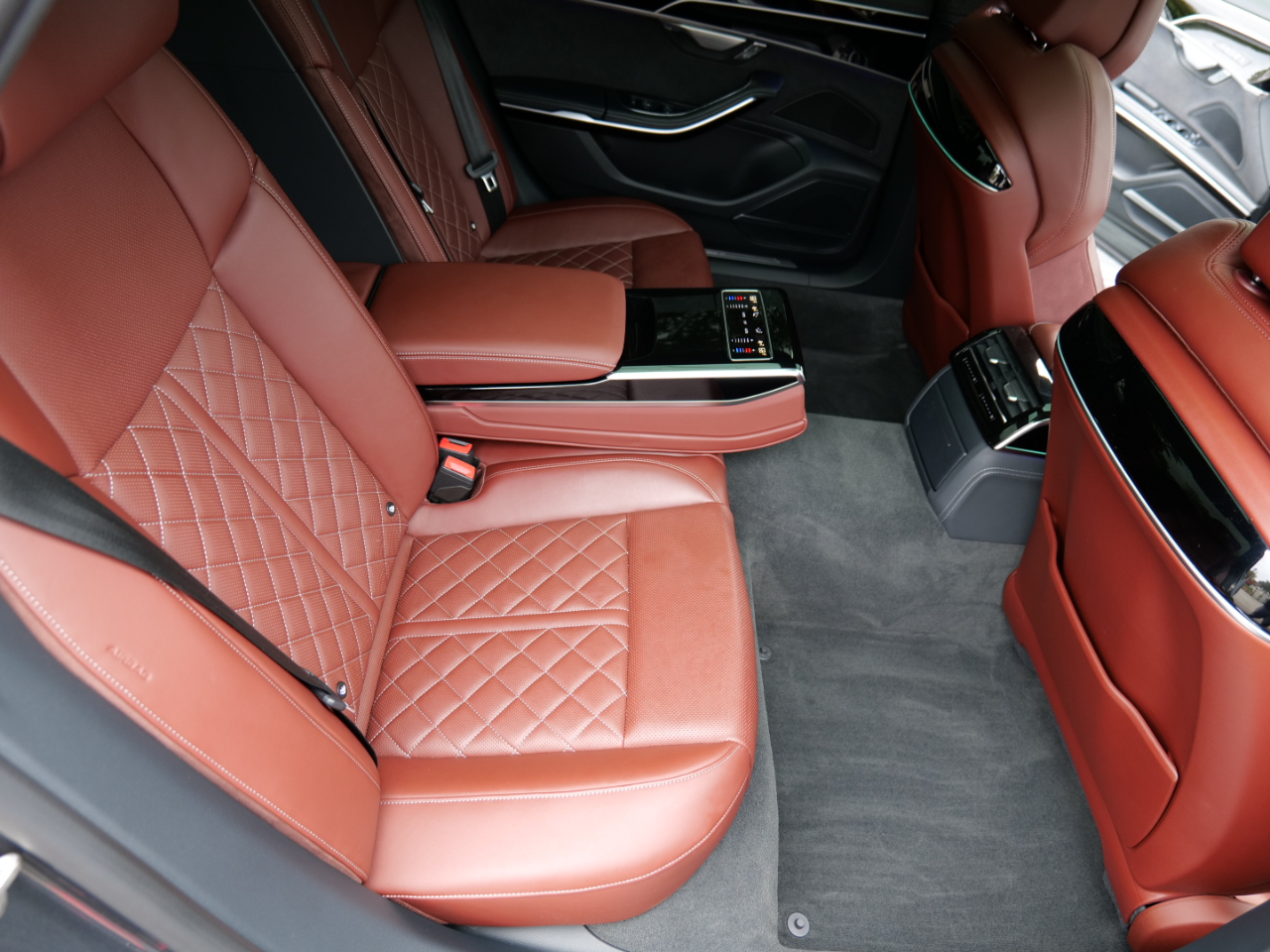 Audi S8 4.0 TFSI 2022 Audi S8 4.0 TFSI 2022