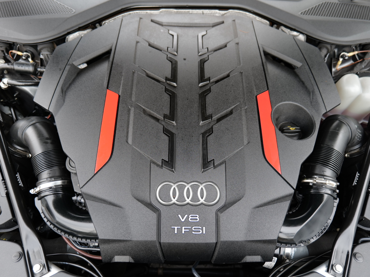 Audi S8 4.0 TFSI 2022 Audi S8 4.0 TFSI 2022