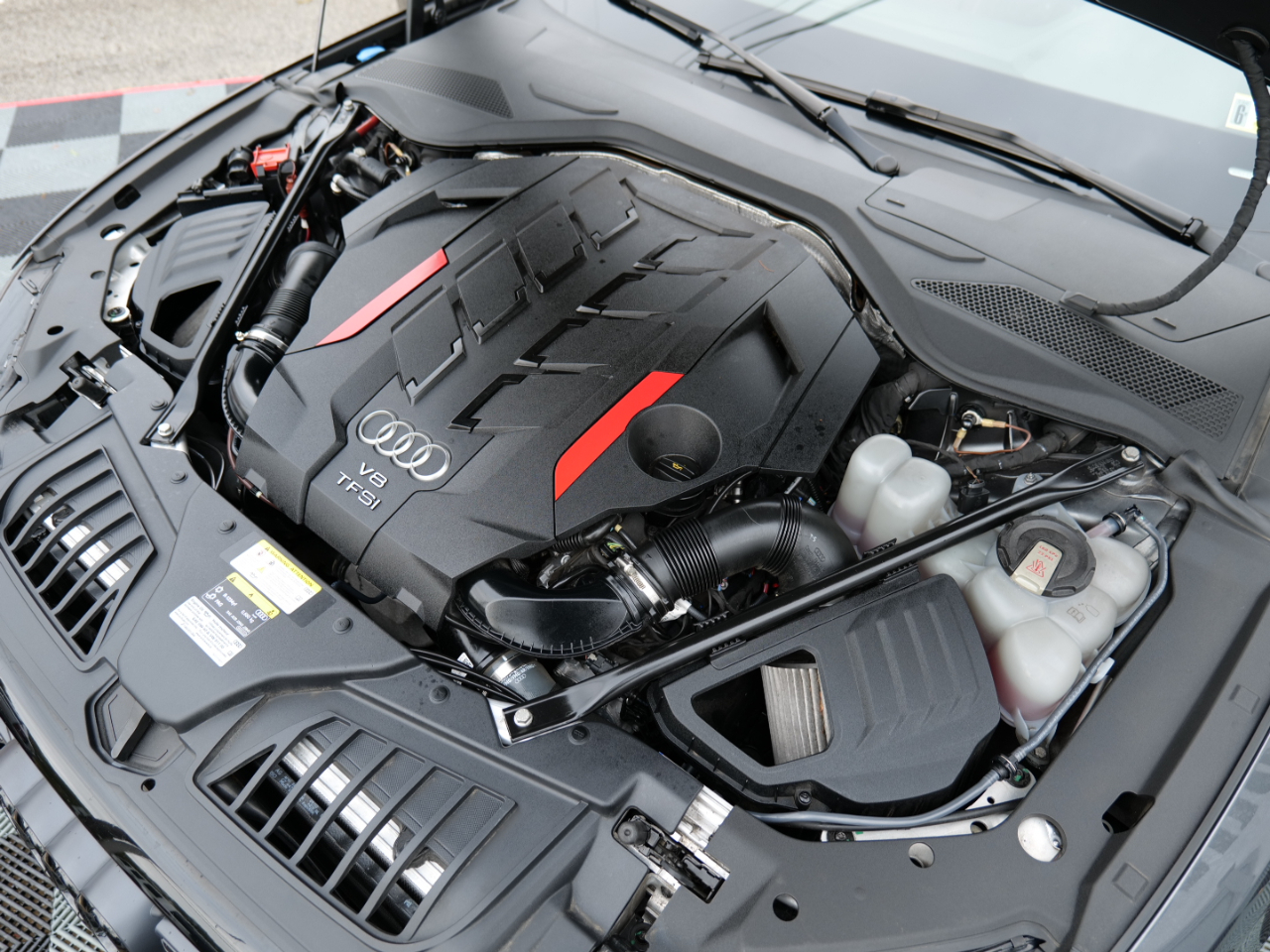 Audi S8 4.0 TFSI 2022 Audi S8 4.0 TFSI 2022