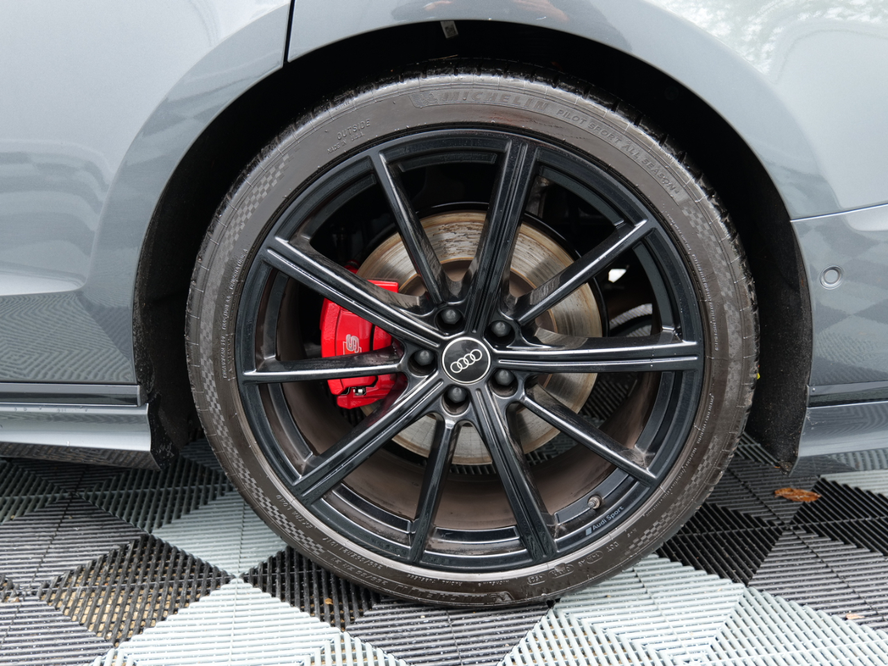 Audi S8 4.0 TFSI 2022 Audi S8 4.0 TFSI 2022