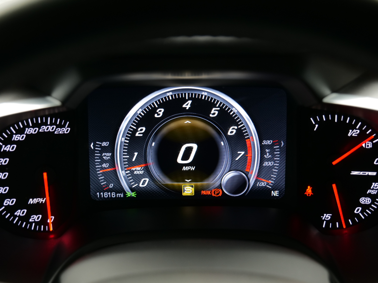 Chevrolet Corvette 2dr Z06 Cpe w/3LZ 2015 Chevrolet Corvette 2dr Z06 Cpe w/3LZ 2015