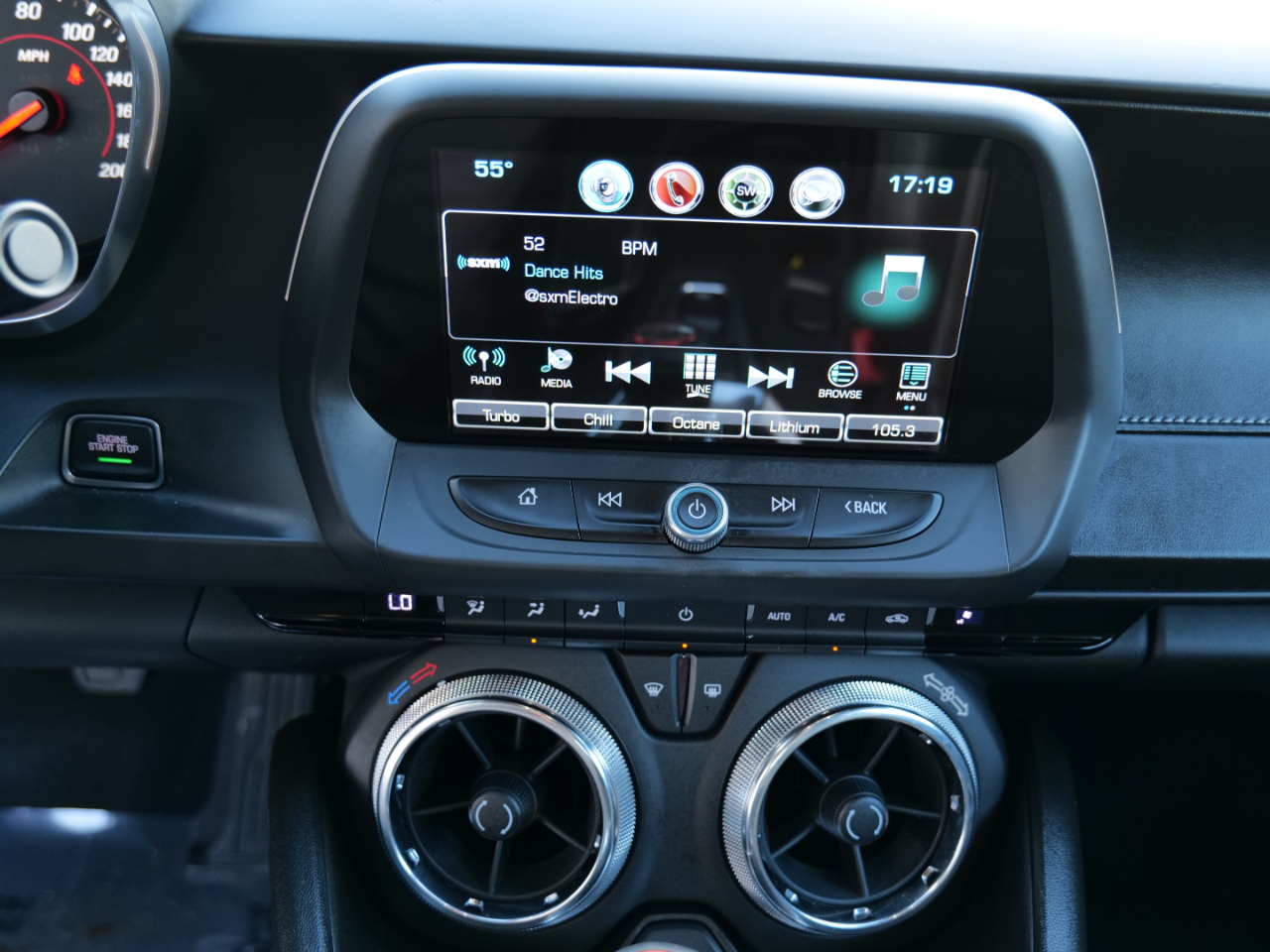 Chevrolet Camaro 2dr Cpe 1SS 2018 Chevrolet Camaro 2dr Cpe 1SS 2018