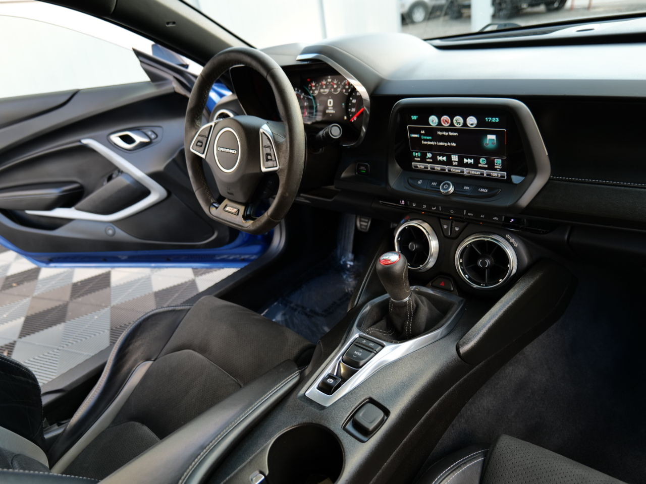 Chevrolet Camaro 2dr Cpe 1SS 2018 Chevrolet Camaro 2dr Cpe 1SS 2018