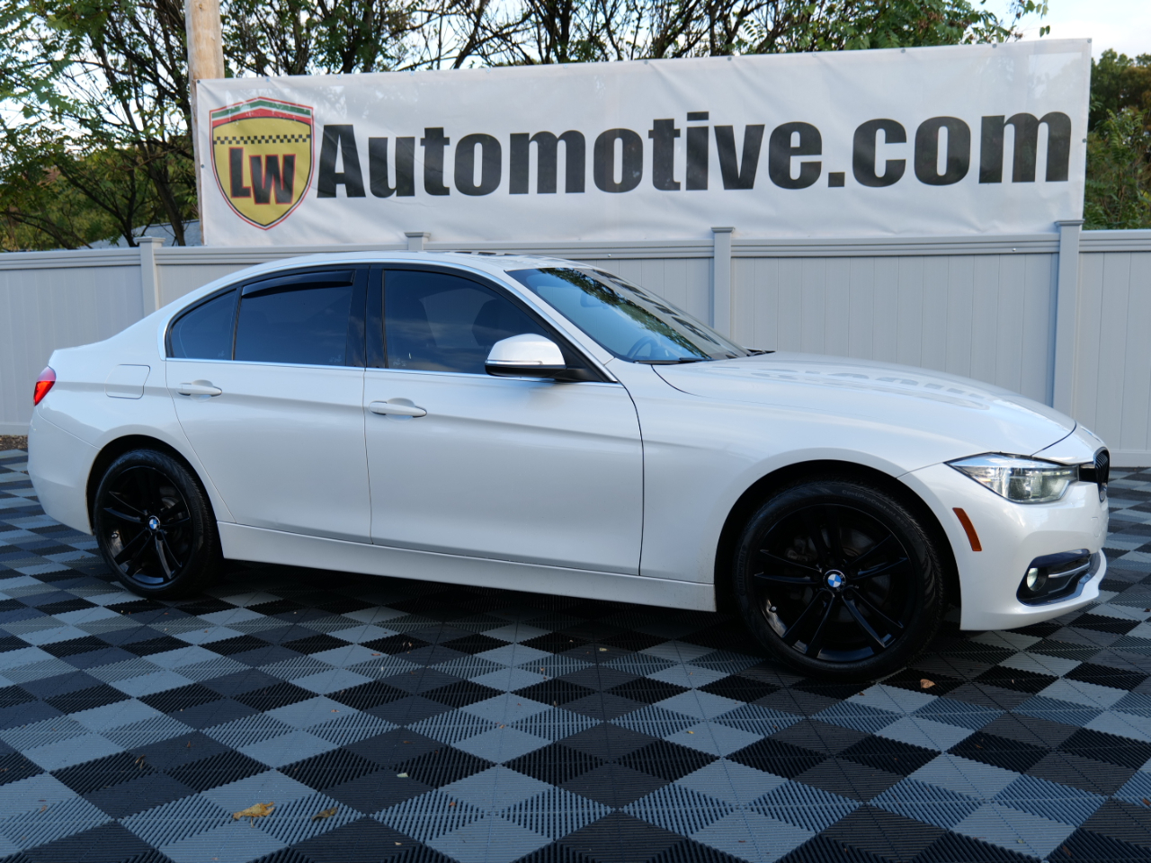 BMW 3 Series 328d xDrive Sedan 2018 BMW 3 Series 328d xDrive Sedan 2018