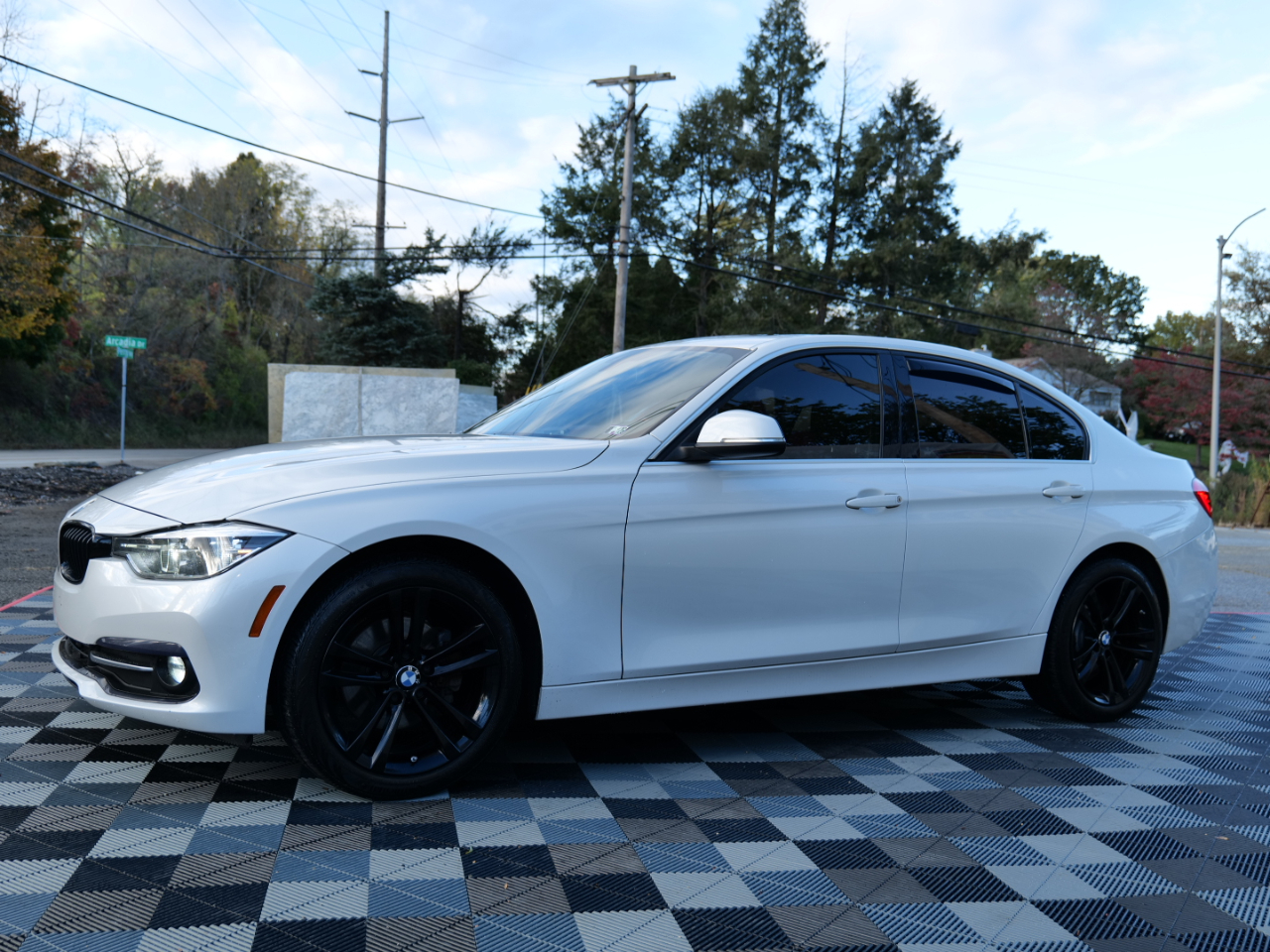 BMW 3 Series 328d xDrive Sedan 2018 BMW 3 Series 328d xDrive Sedan 2018