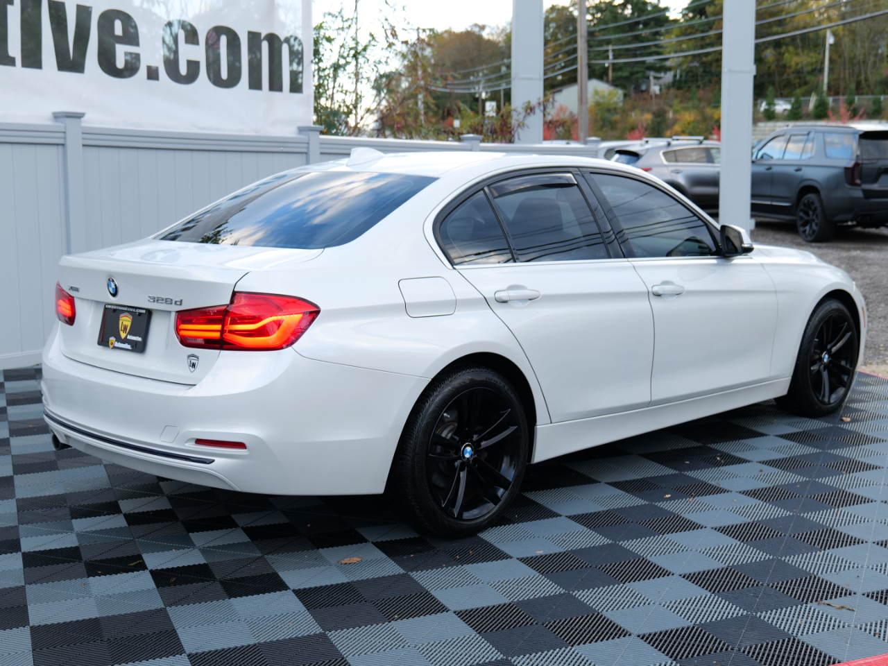 BMW 3 Series 328d xDrive Sedan 2018 BMW 3 Series 328d xDrive Sedan 2018