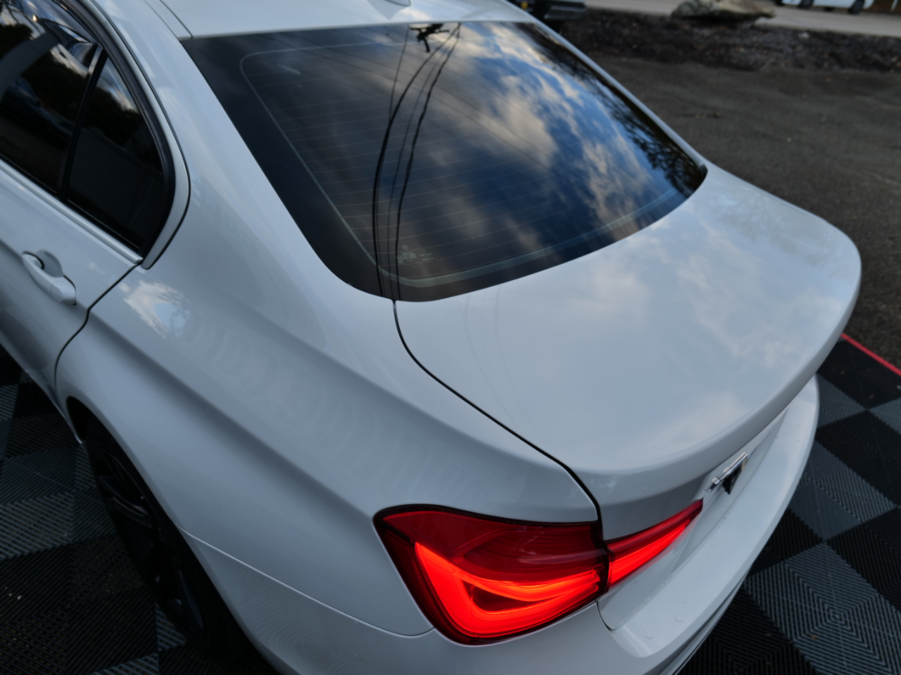 BMW 3 Series 328d xDrive Sedan 2018 BMW 3 Series 328d xDrive Sedan 2018