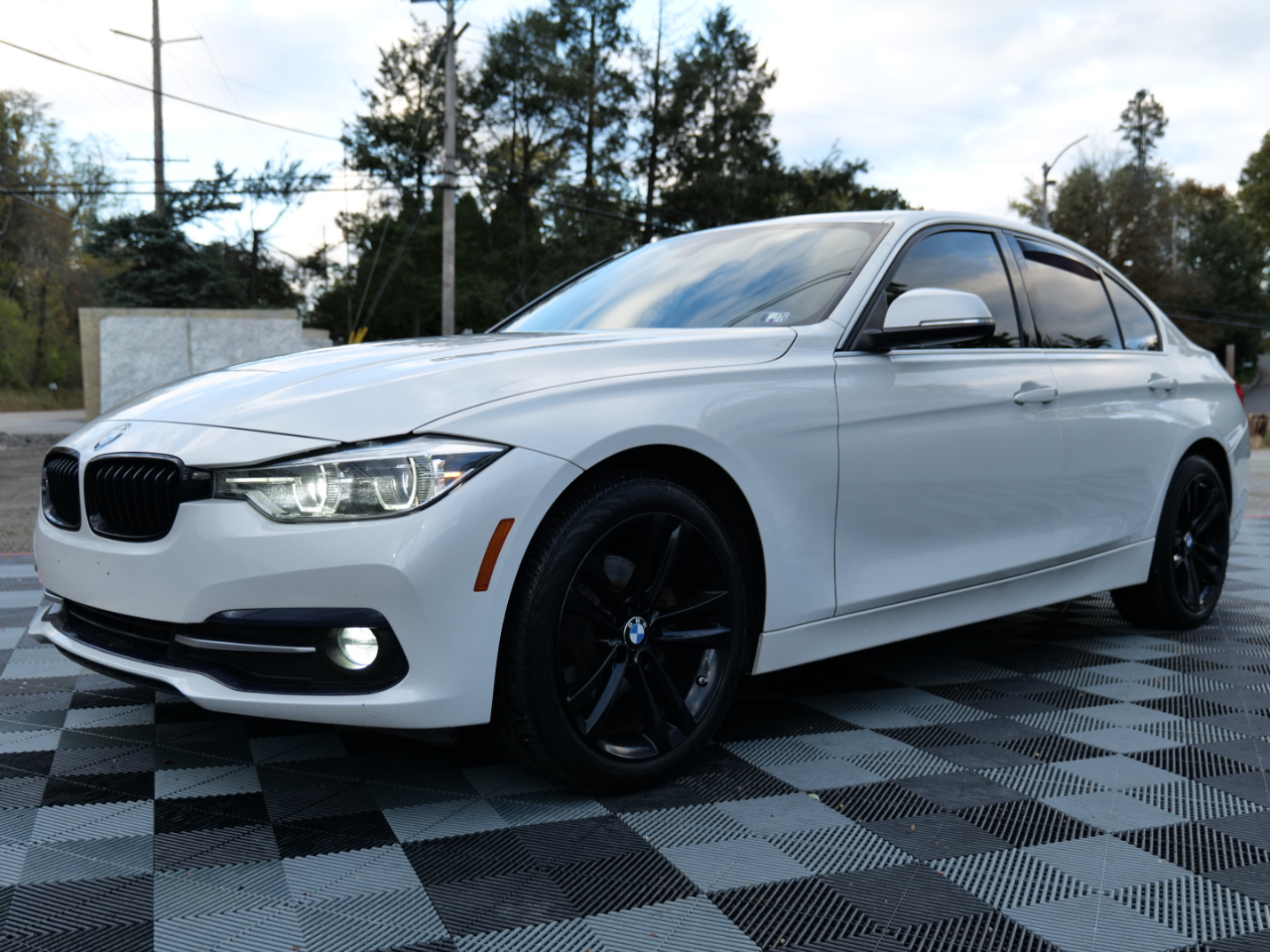 BMW 3 Series 328d xDrive Sedan 2018 BMW 3 Series 328d xDrive Sedan 2018
