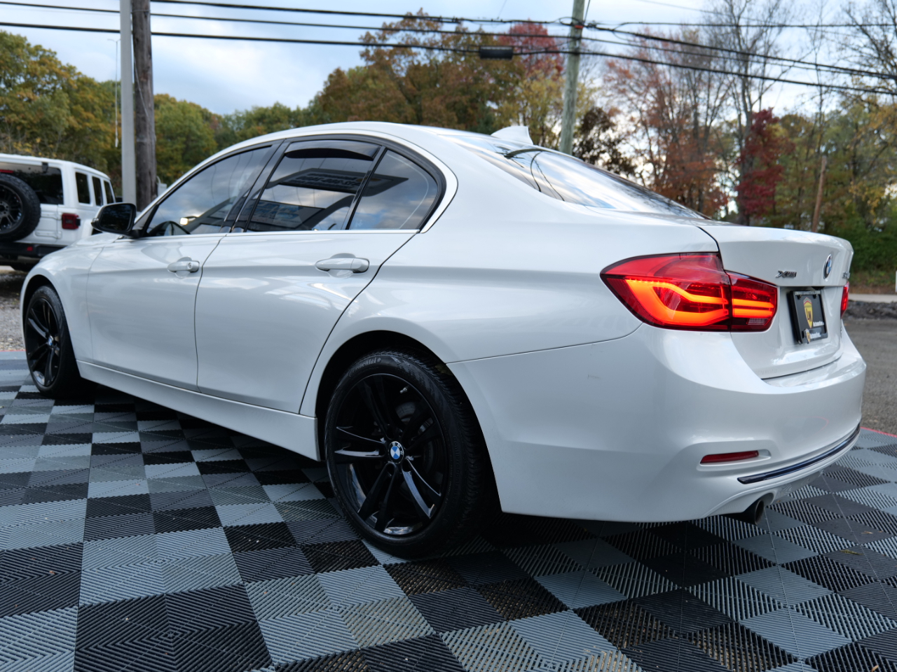 BMW 3 Series 328d xDrive Sedan 2018 BMW 3 Series 328d xDrive Sedan 2018