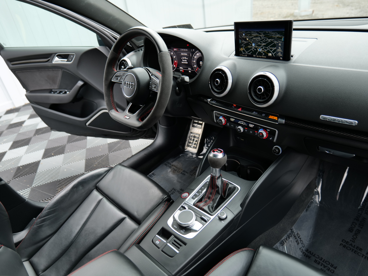 Audi RS 3 2.5 TFSI S Tronic 2018 Audi RS 3 2.5 TFSI S Tronic 2018