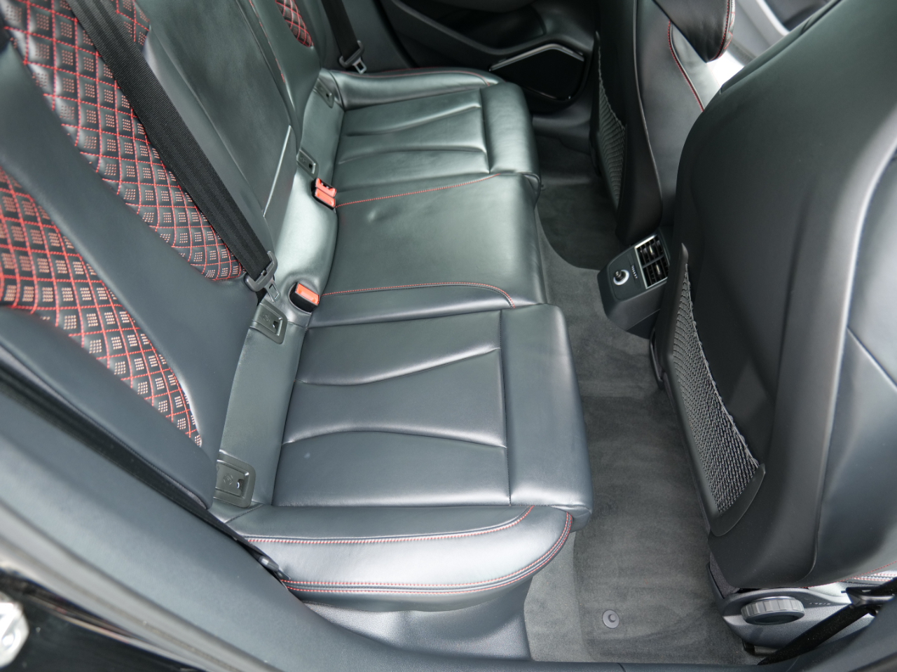Audi RS 3 2.5 TFSI S Tronic 2018 Audi RS 3 2.5 TFSI S Tronic 2018