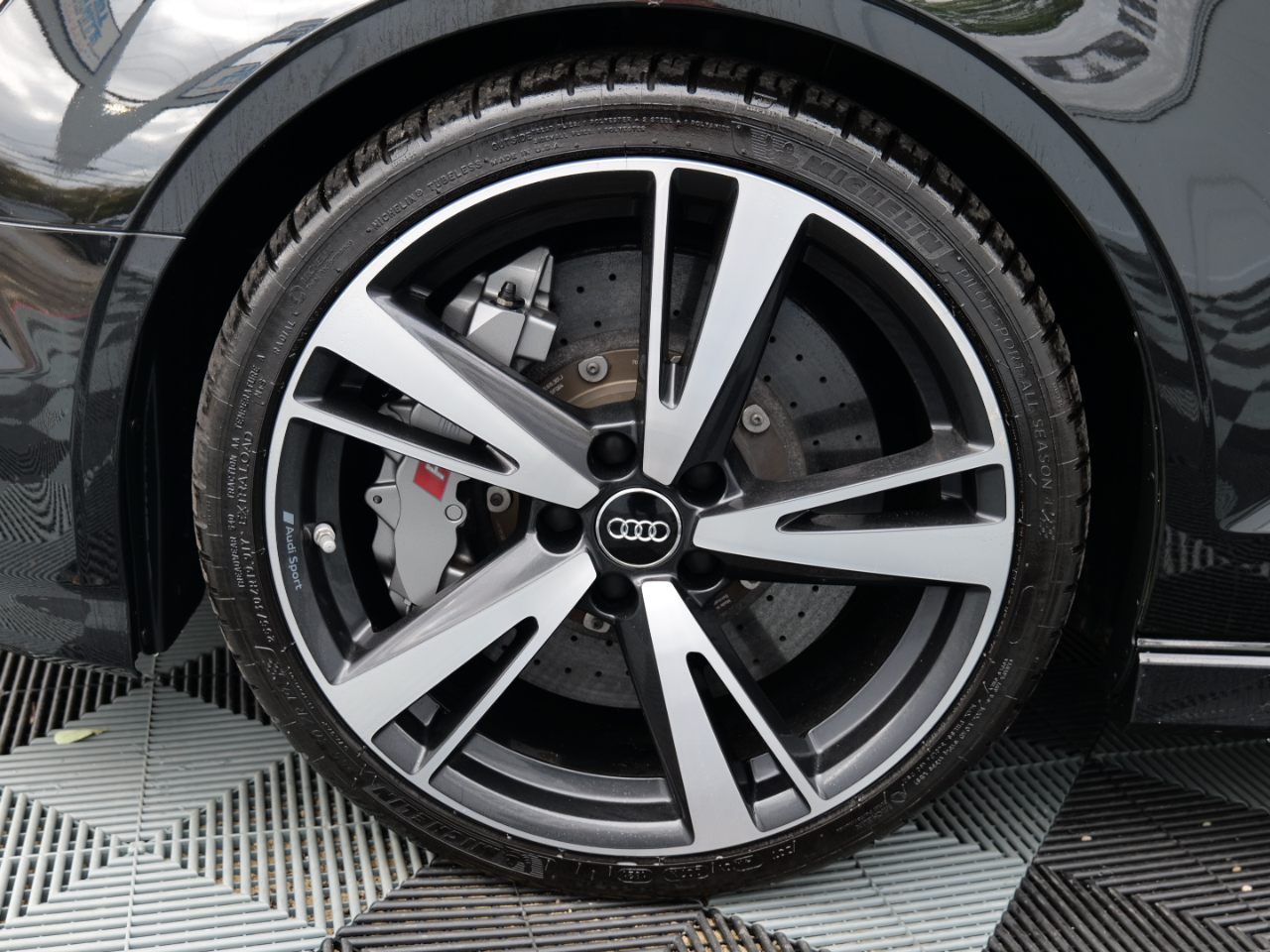 Audi RS 3 2.5 TFSI S Tronic 2018 Audi RS 3 2.5 TFSI S Tronic 2018