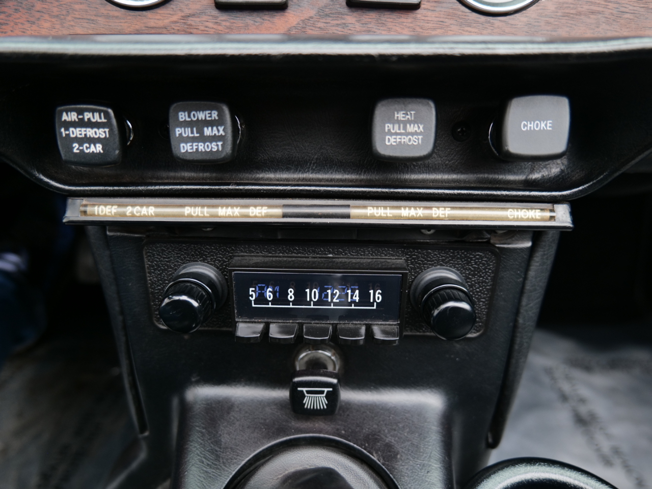 Triumph TR6  1974 Triumph TR6  1974