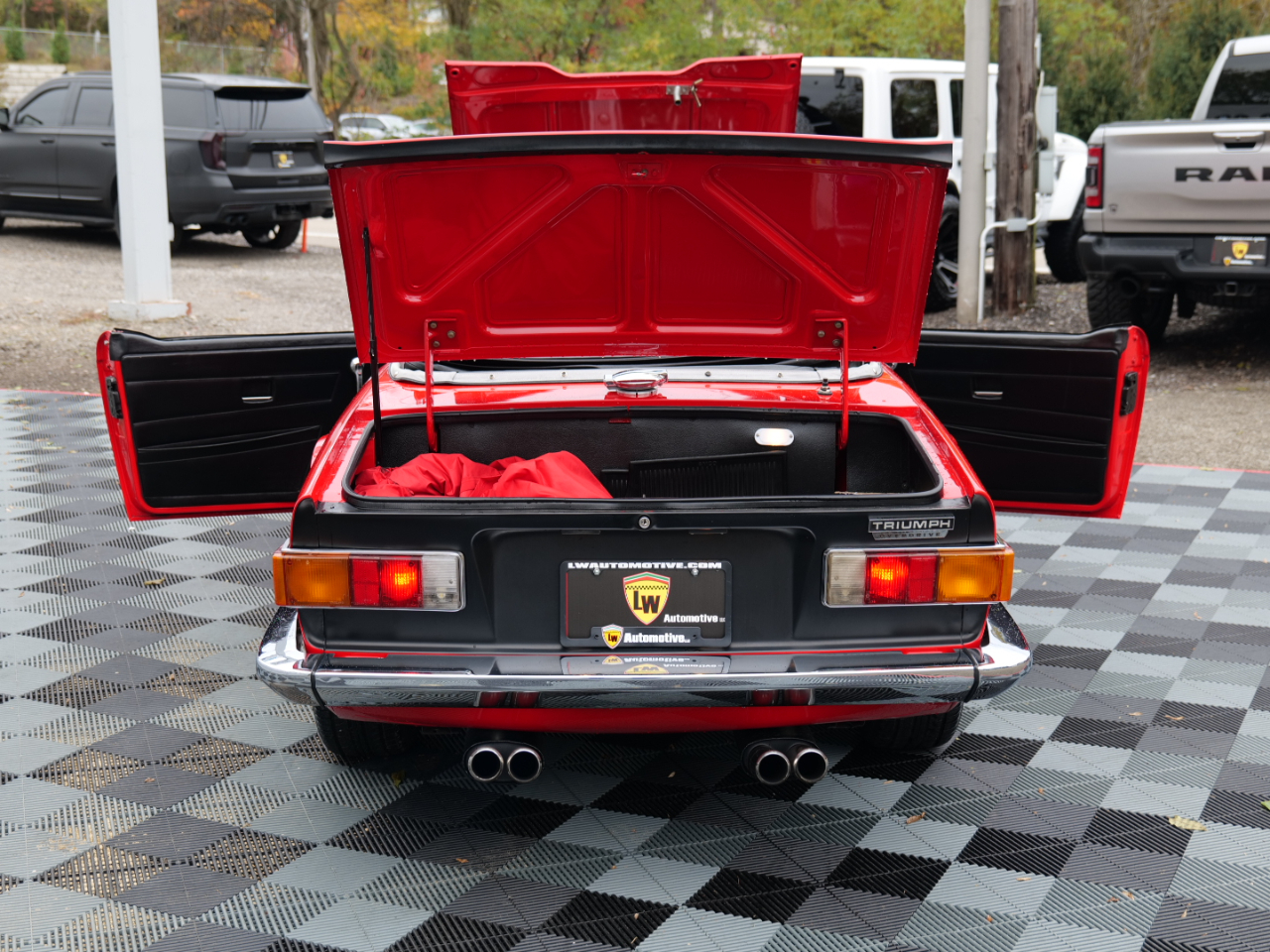 Triumph TR6  1974 Triumph TR6  1974