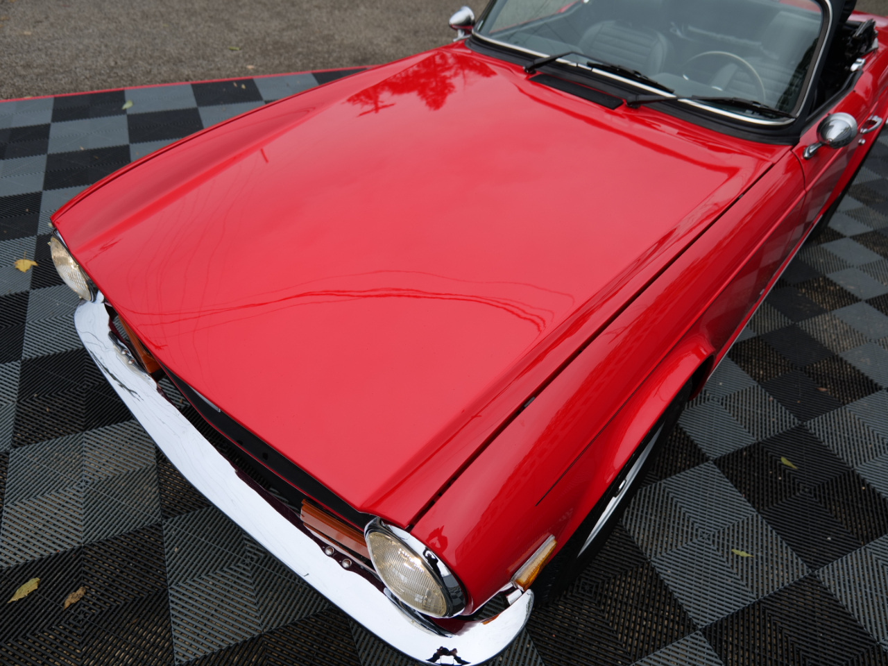 Triumph TR6  1974 Triumph TR6  1974