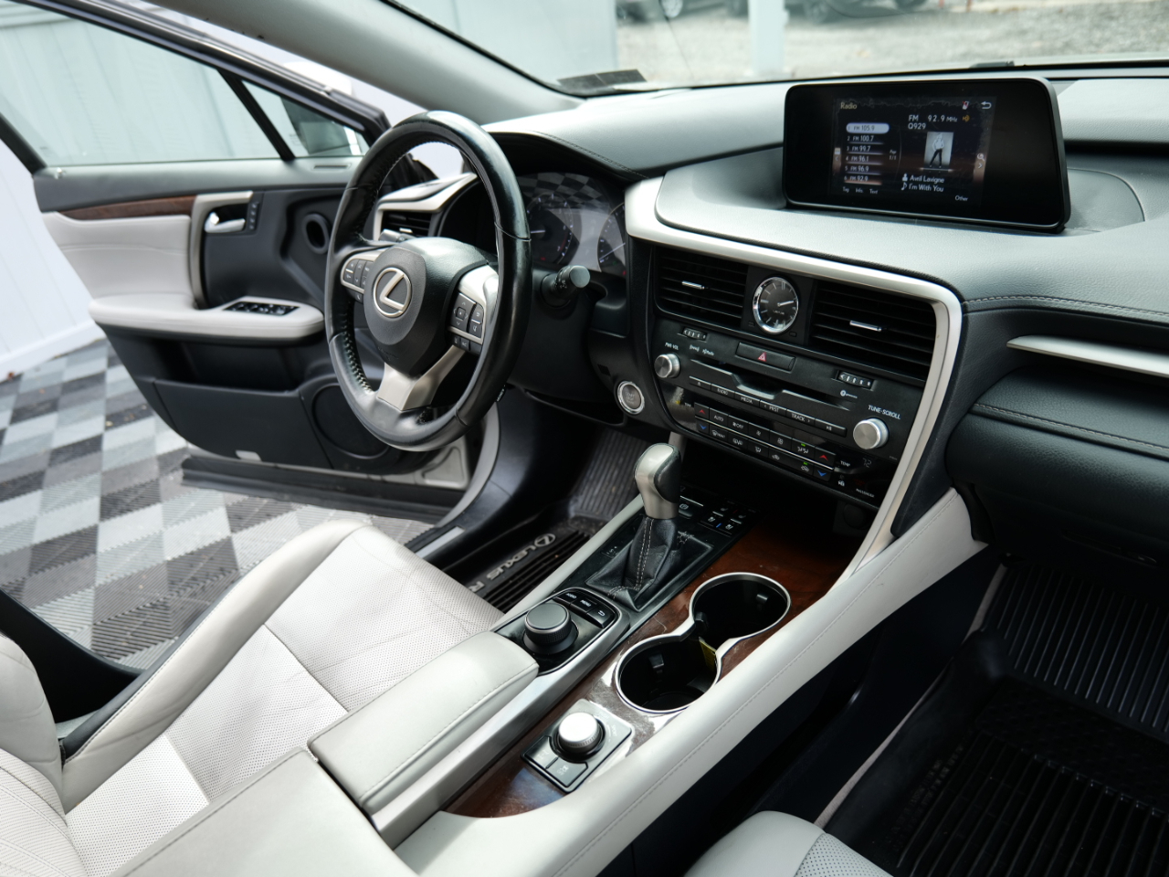 Lexus RX RX 350 AWD 2017 Lexus RX RX 350 AWD 2017