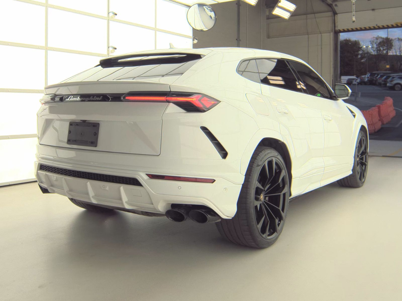 Lamborghini Urus AWD 2020 Lamborghini Urus AWD 2020