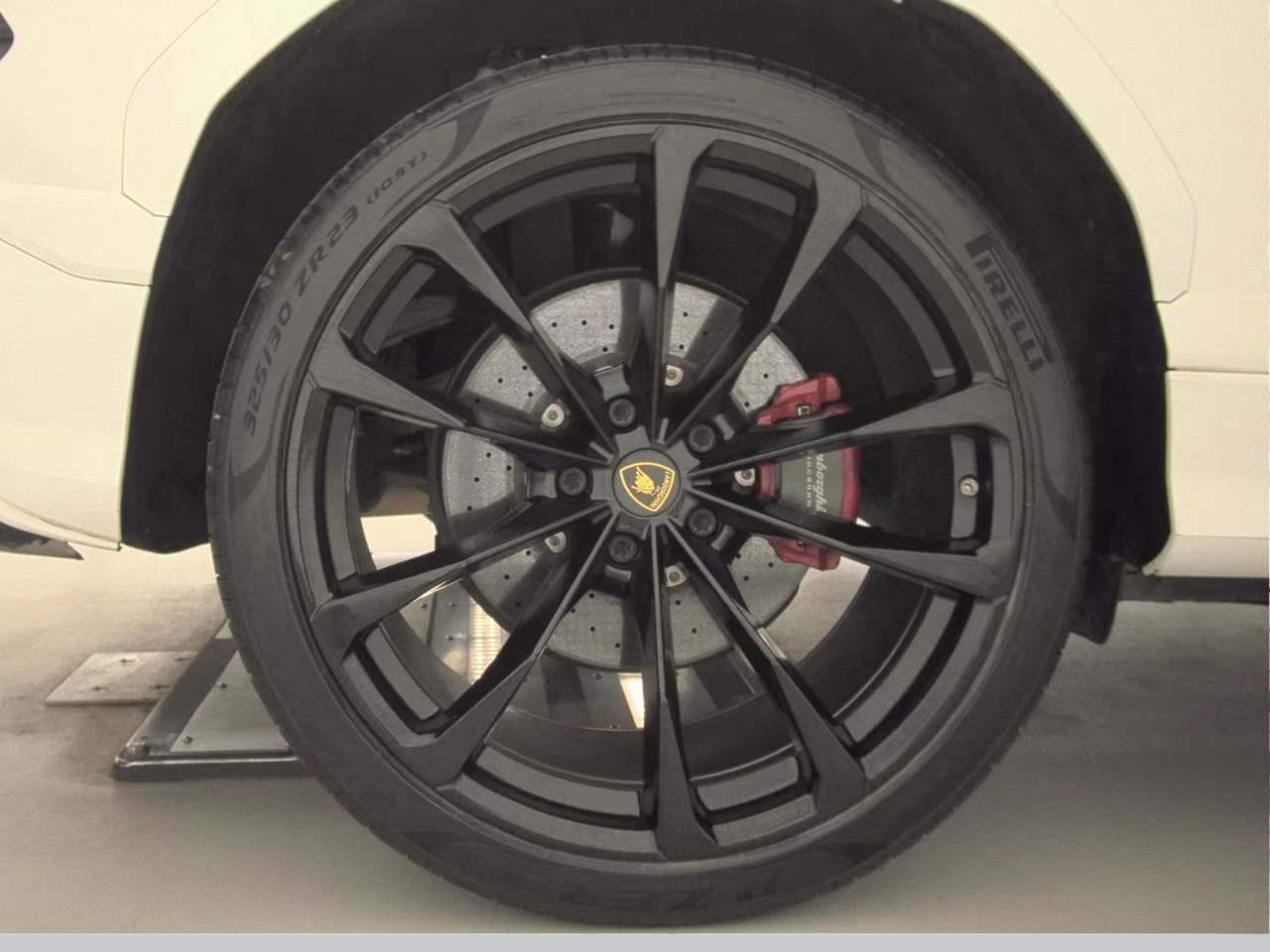 Lamborghini Urus AWD 2020 Lamborghini Urus AWD 2020