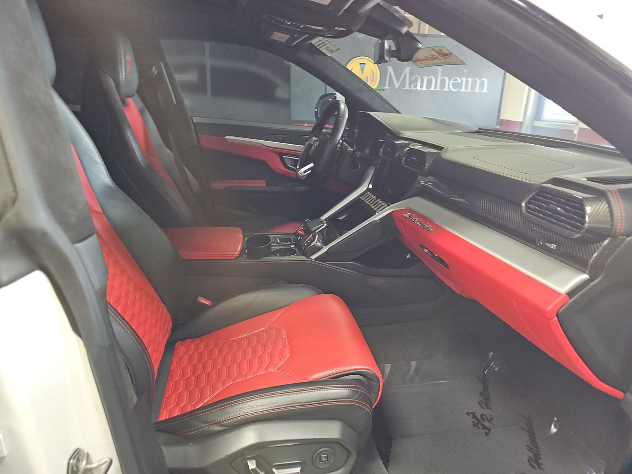 Lamborghini Urus AWD 2020 Lamborghini Urus AWD 2020