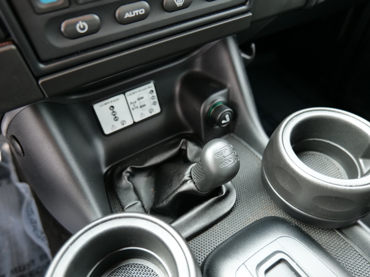 Land Rover Discovery 4dr Wgn SE 2004 Land Rover Discovery 4dr Wgn SE 2004