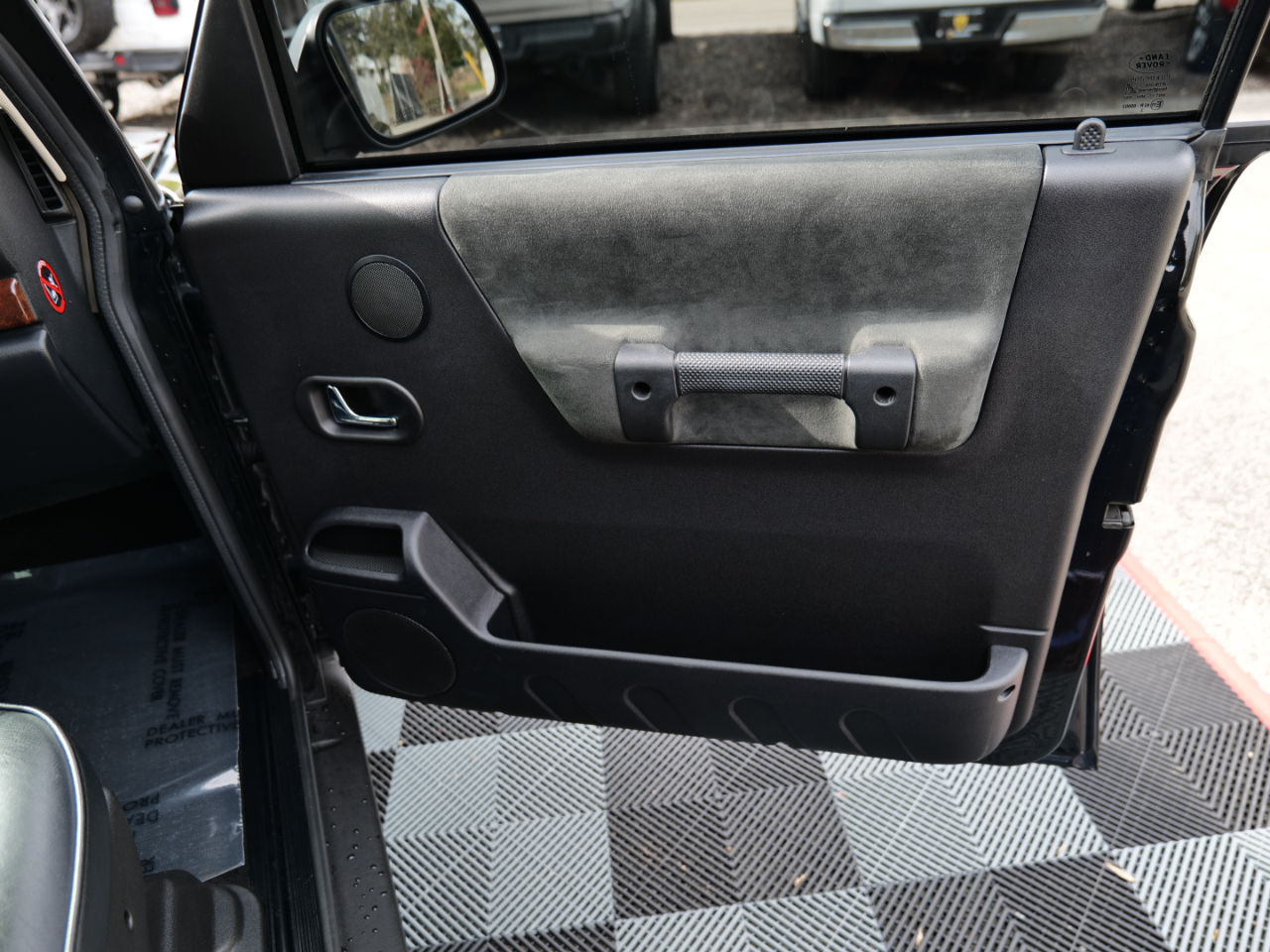 Land Rover Discovery 4dr Wgn SE 2004 Land Rover Discovery 4dr Wgn SE 2004