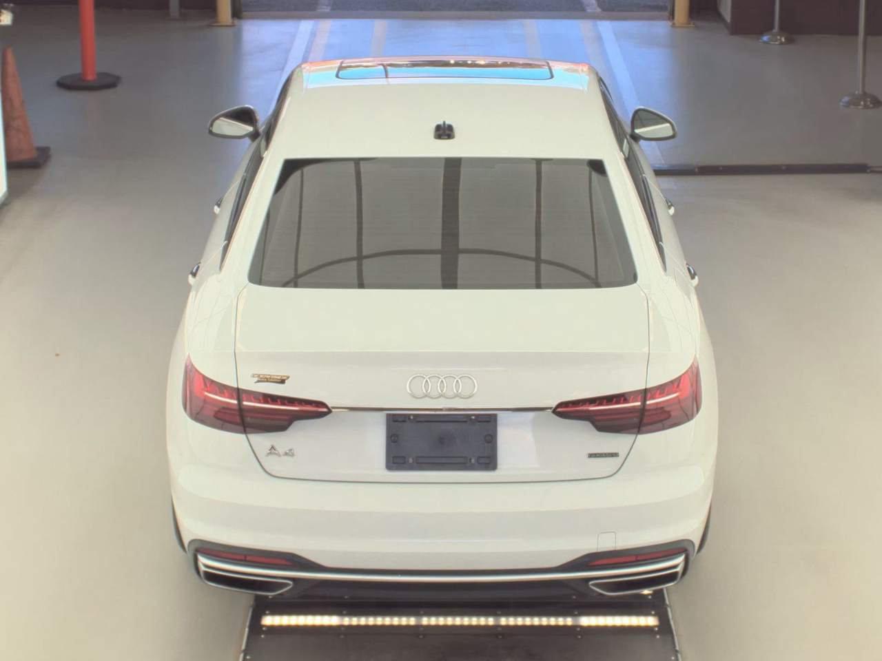 Audi A4 Sedan Premium 40 TFSI quattro 2022 Audi A4 Sedan Premium 40 TFSI quattro 2022
