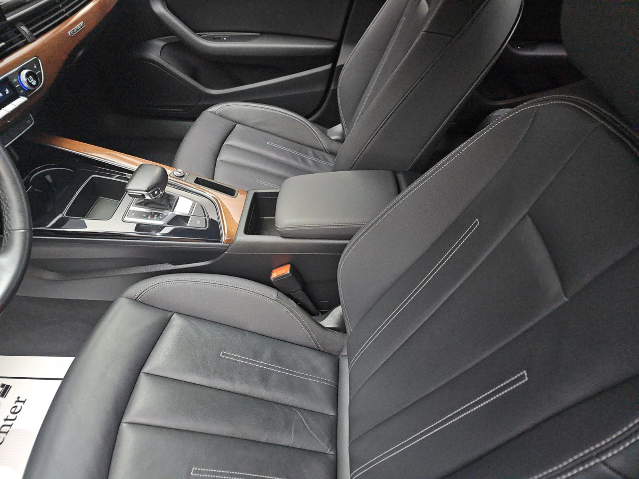 Audi A4 Sedan Premium 40 TFSI quattro 2022 Audi A4 Sedan Premium 40 TFSI quattro 2022