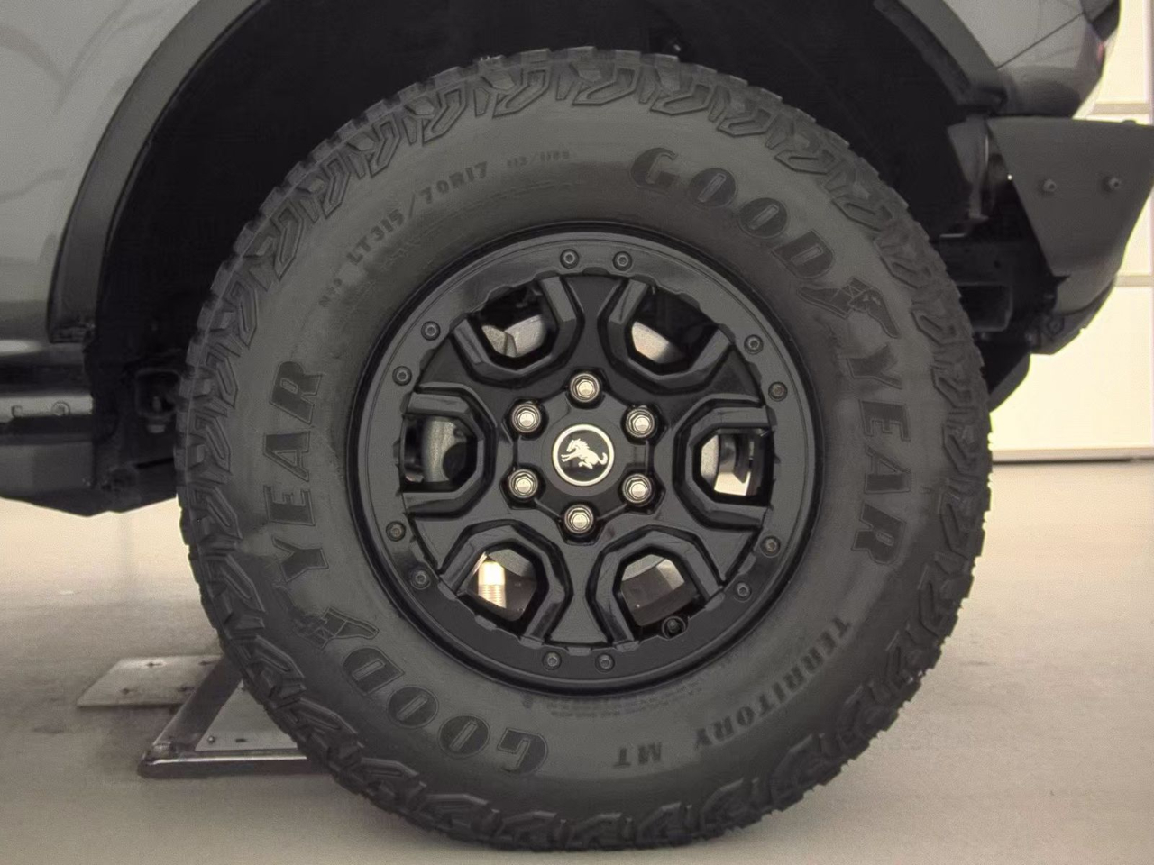 Ford Bronco Black Diamond 4 Door Advanced 4x4 2022 Ford Bronco Black Diamond 4 Door Advanced 4x4 2022