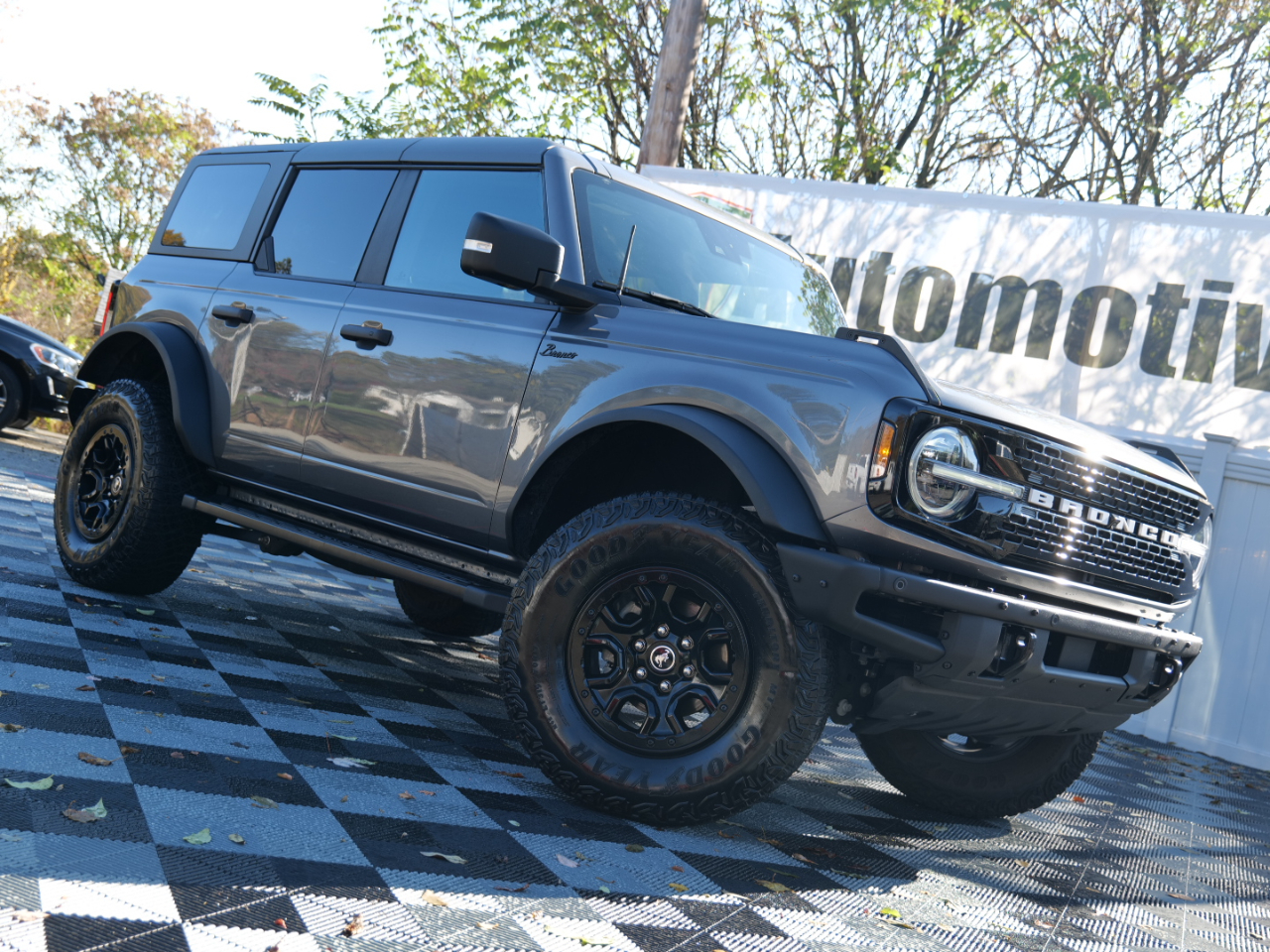 2022 Ford Bronco Black Diamond 4 Door Advanced 4x4