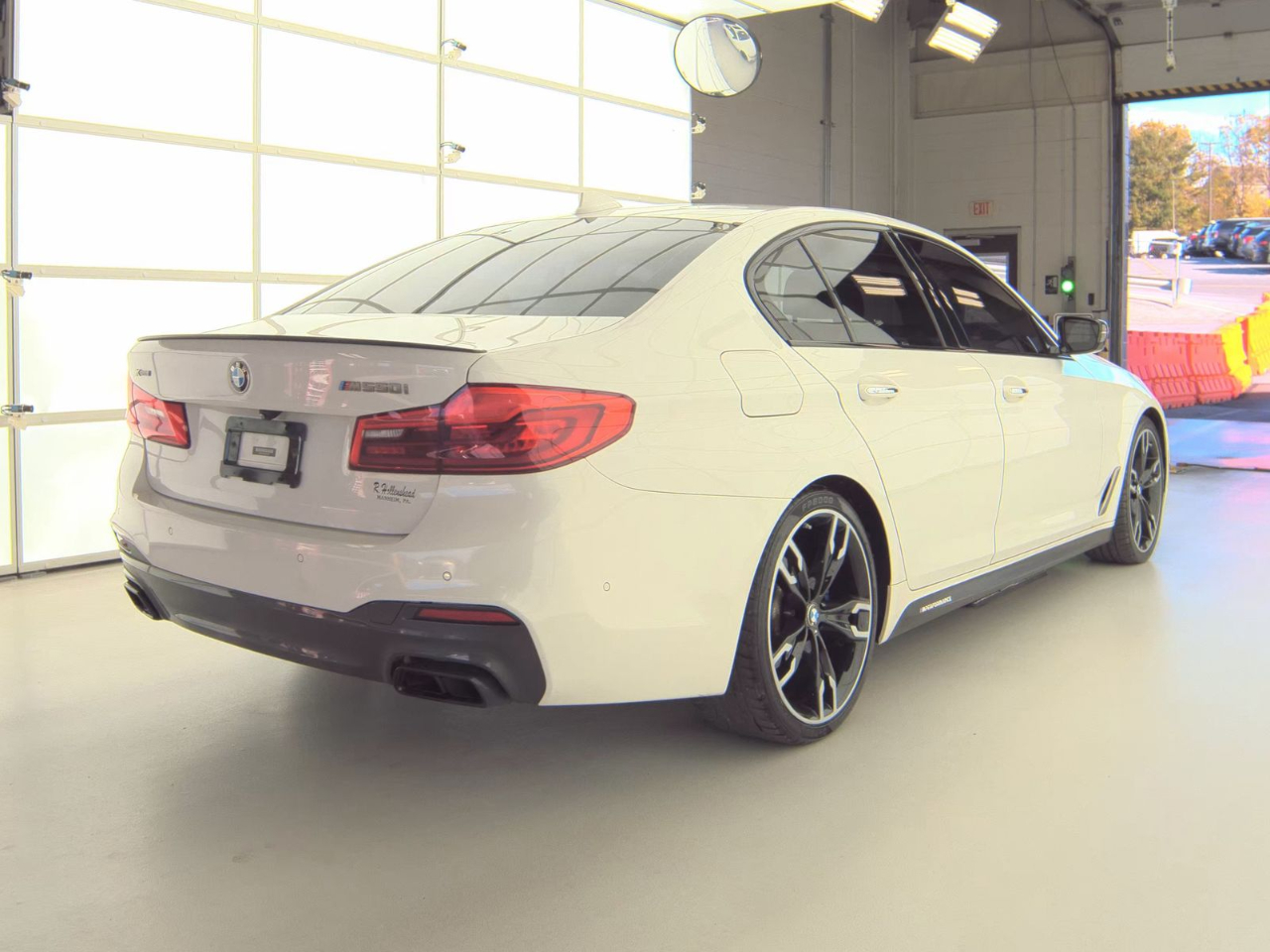 BMW 5 Series M550i xDrive Sedan 2018 BMW 5 Series M550i xDrive Sedan 2018