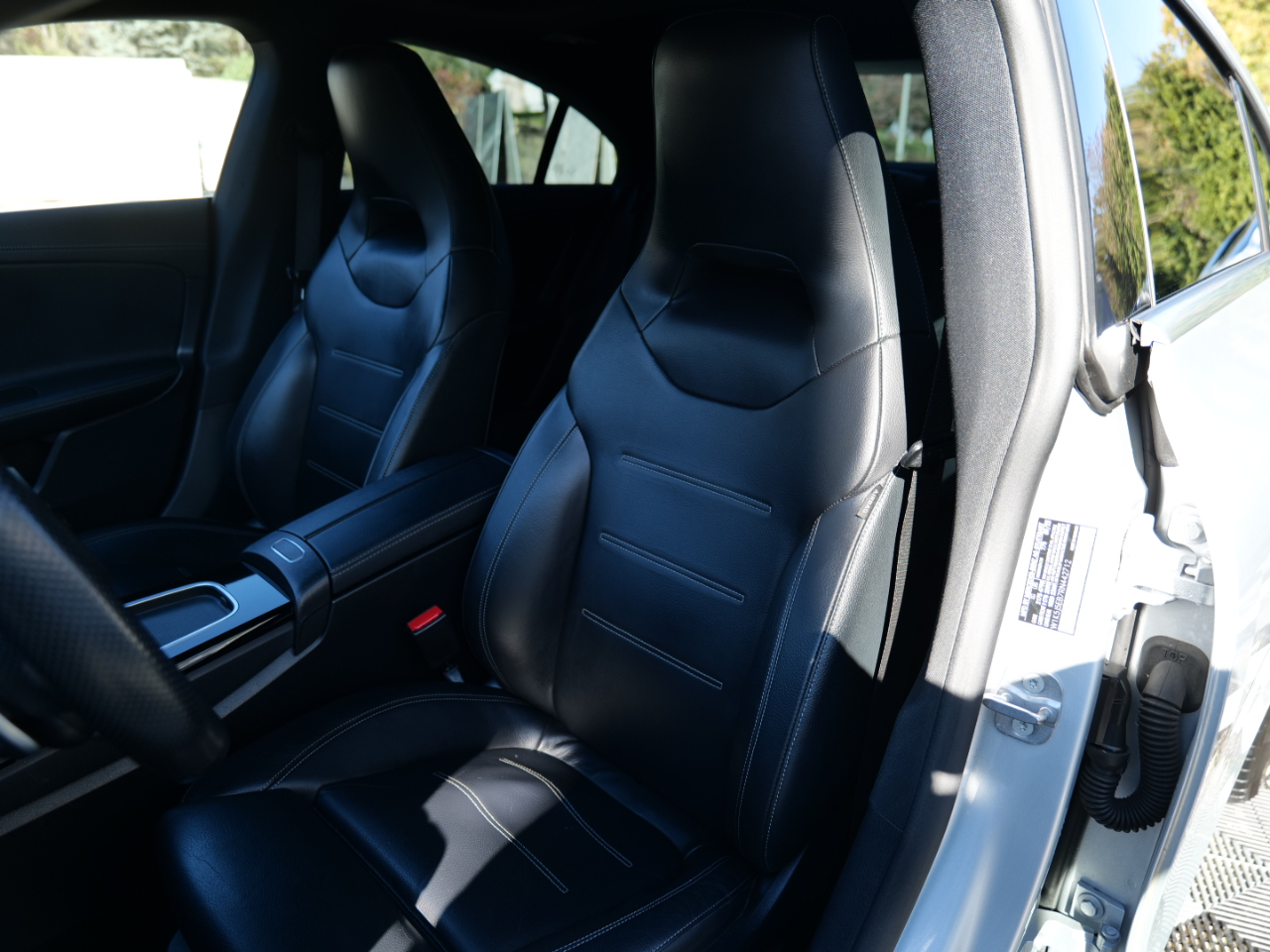 Mercedes-Benz CLA  2024 Mercedes-Benz CLA  2024