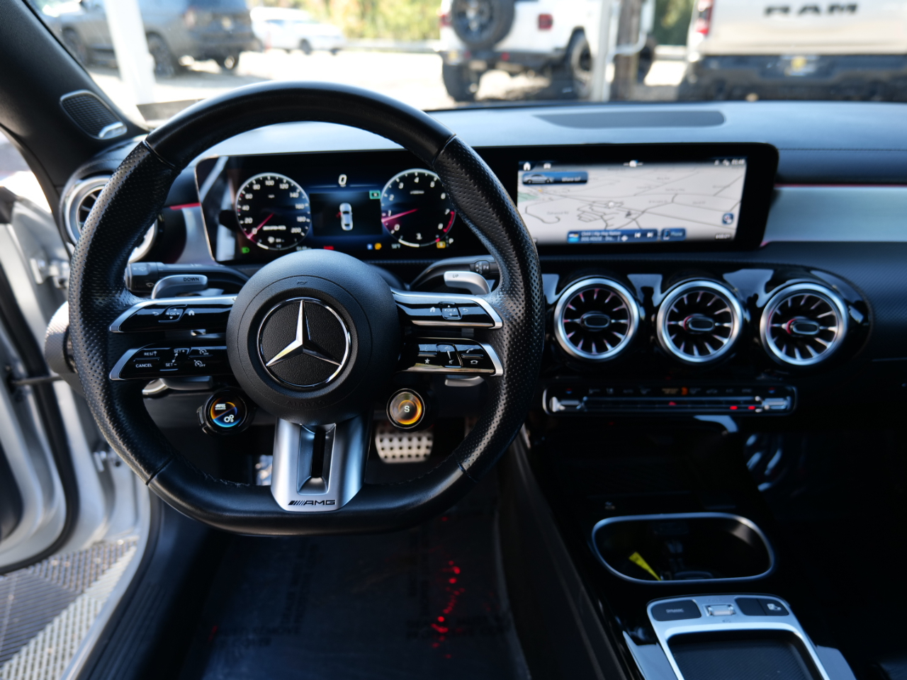 Mercedes-Benz CLA  2024 Mercedes-Benz CLA  2024