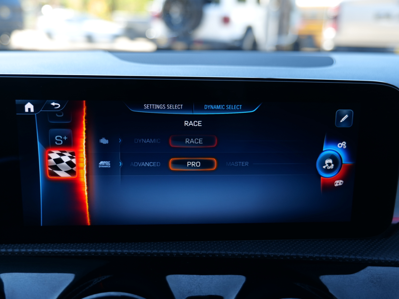 Mercedes-Benz CLA  2024 Mercedes-Benz CLA  2024