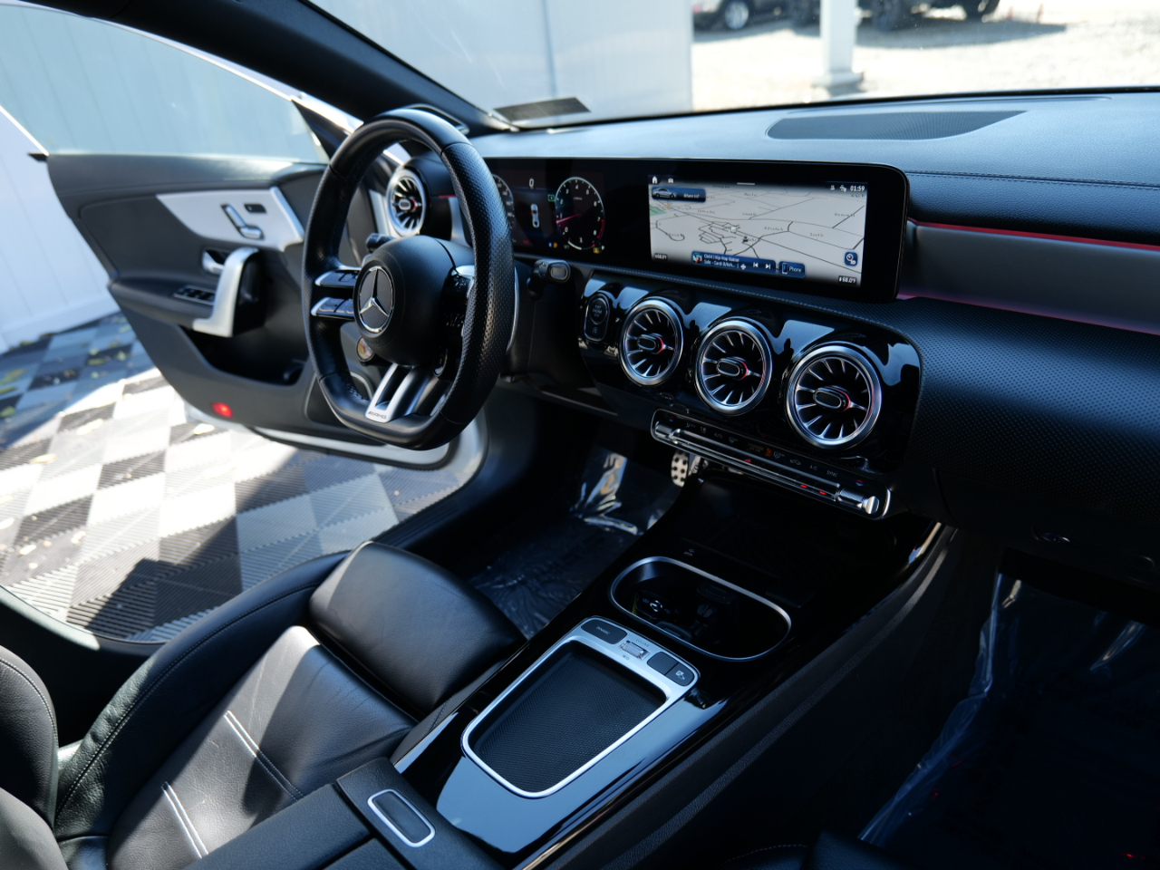 Mercedes-Benz CLA  2024 Mercedes-Benz CLA  2024