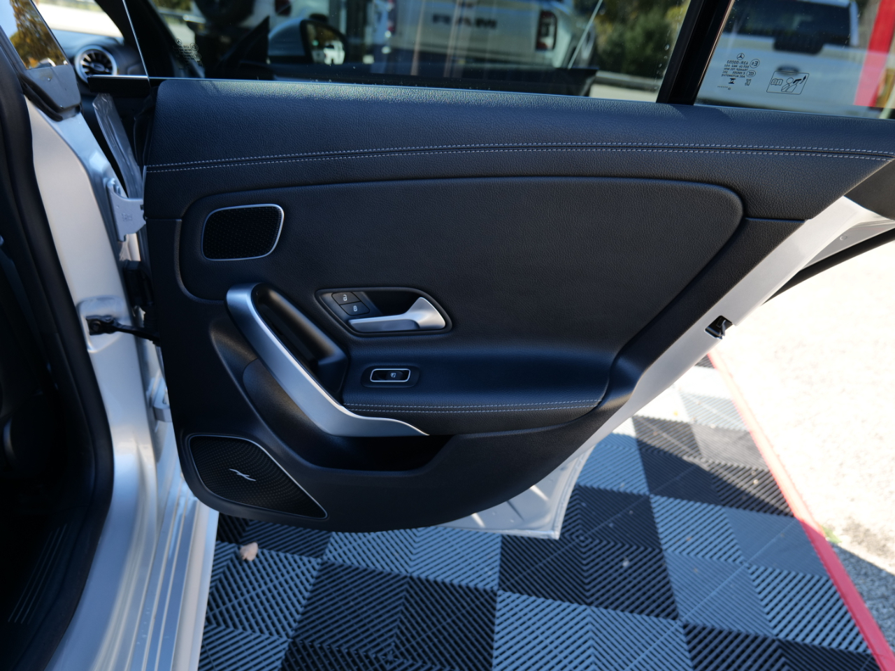 Mercedes-Benz CLA  2024 Mercedes-Benz CLA  2024