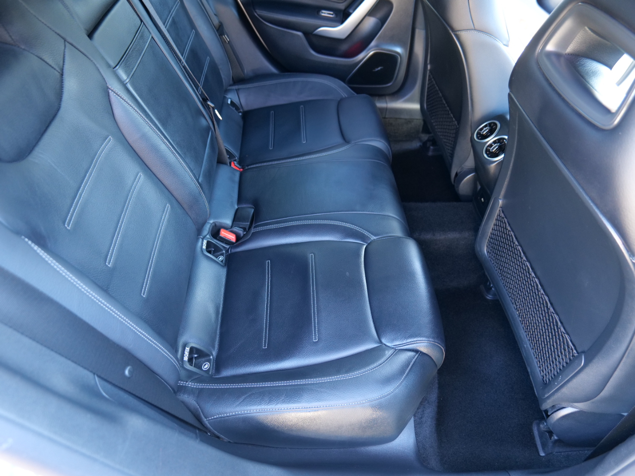 Mercedes-Benz CLA  2024 Mercedes-Benz CLA  2024