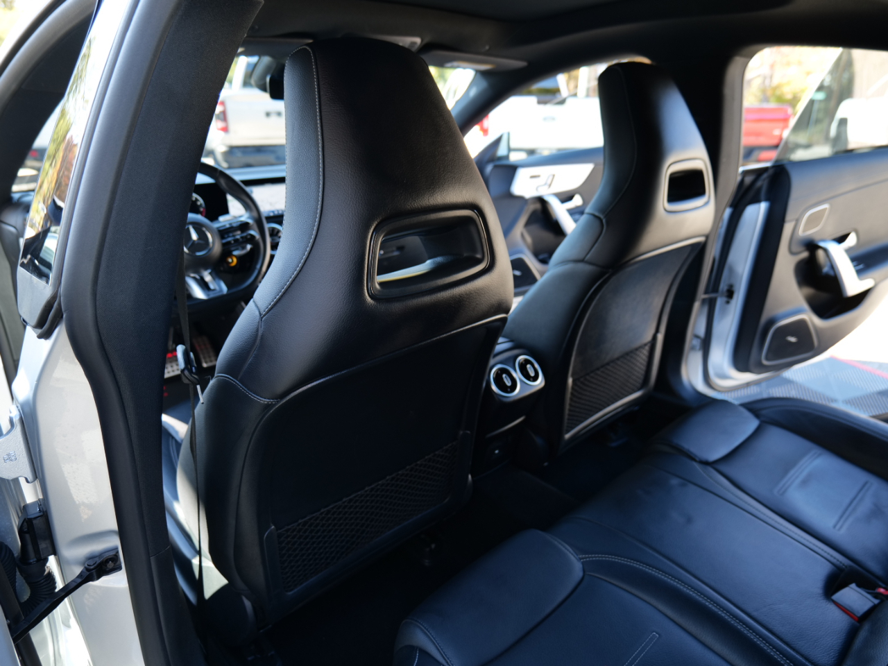 Mercedes-Benz CLA  2024 Mercedes-Benz CLA  2024